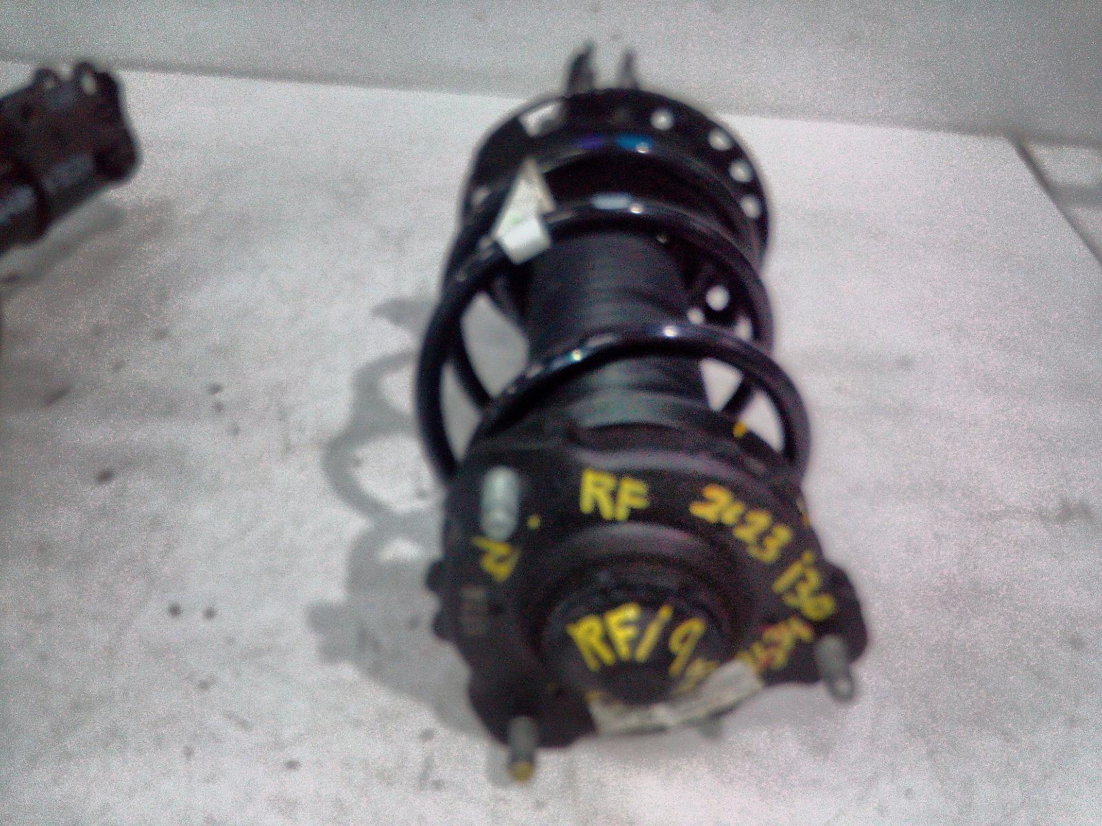 View Auto part Right Front Strut Hyundai I30 2023