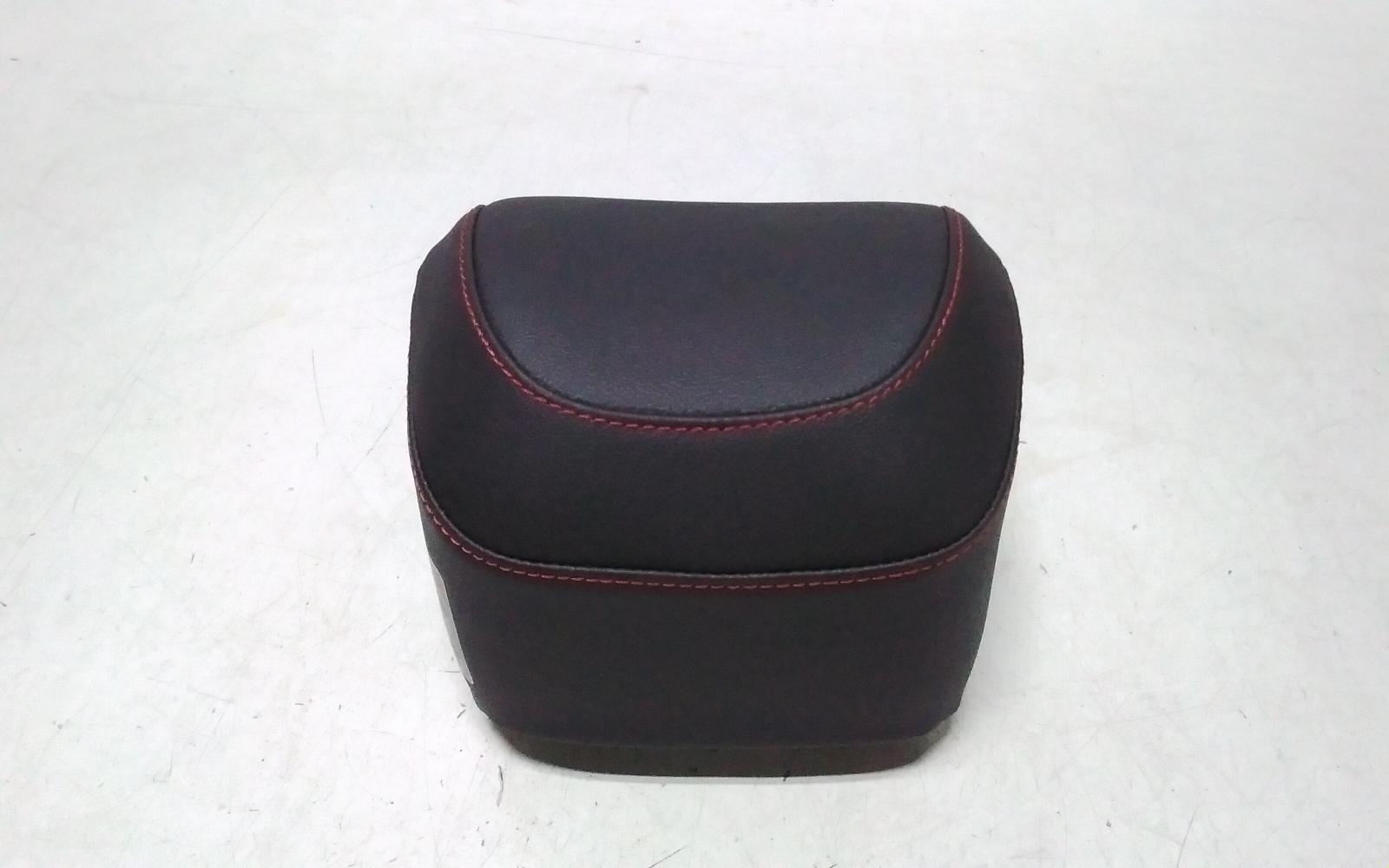 View Auto part Headrest Hyundai I30 2023