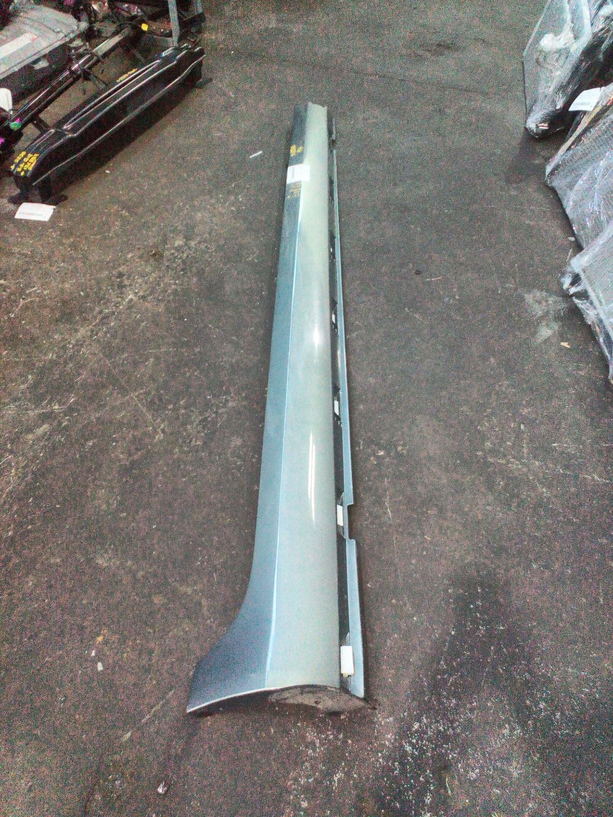 2015 Holden Commodore Side Step/Skirt View Auto part Side Step/Skirt Holden Commodore 2015
