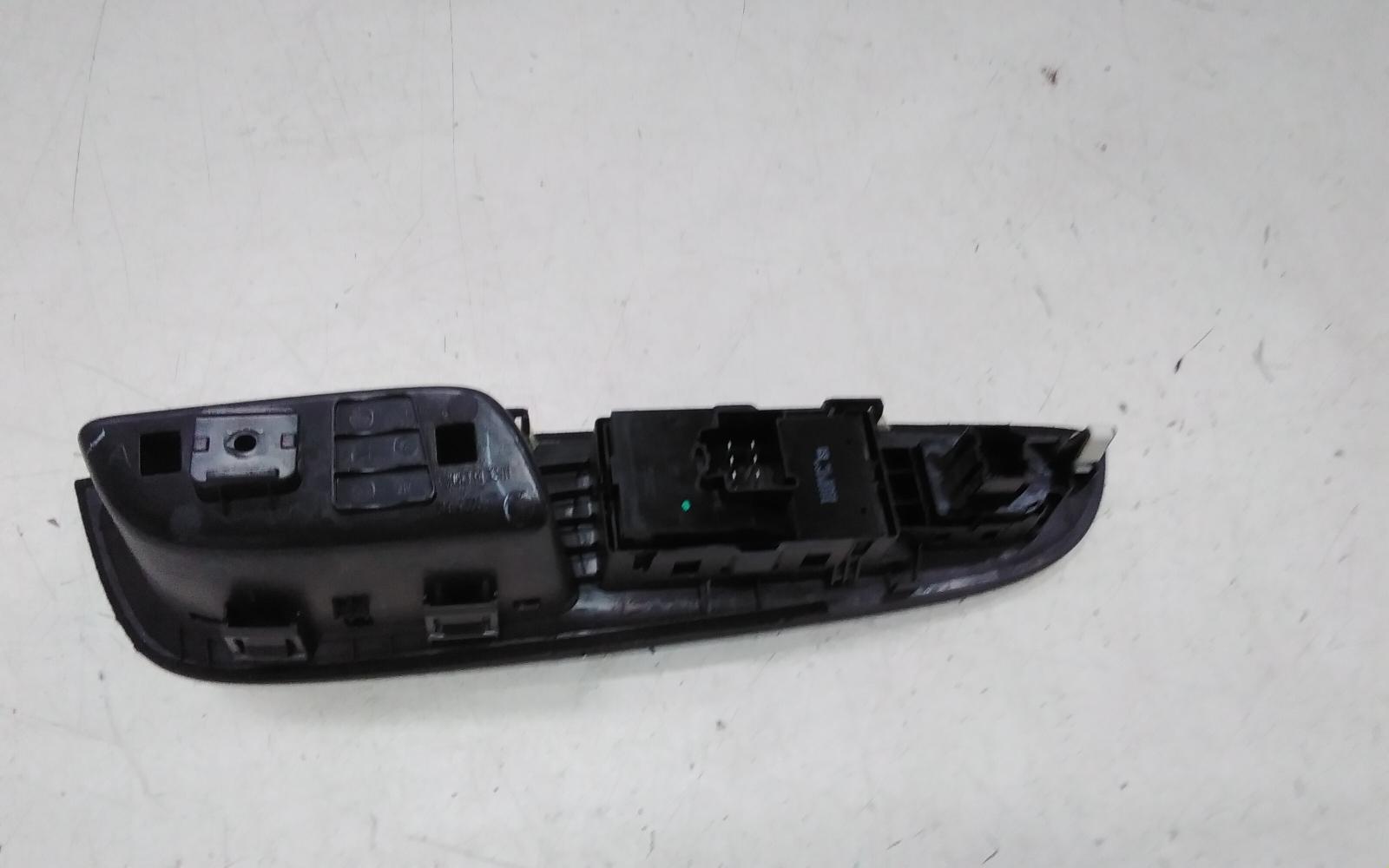 2015 Holden Commodore Pwr Dr Wind Switch View Auto part Pwr Dr Wind Switch Holden Commodore 2015