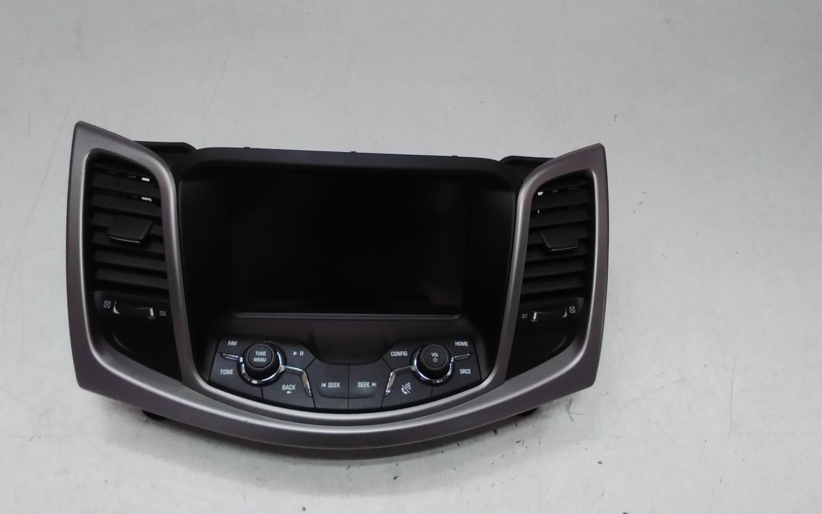 View Auto part Radio/Cd/Dvd/Sat/Tv Holden Commodore 2015
