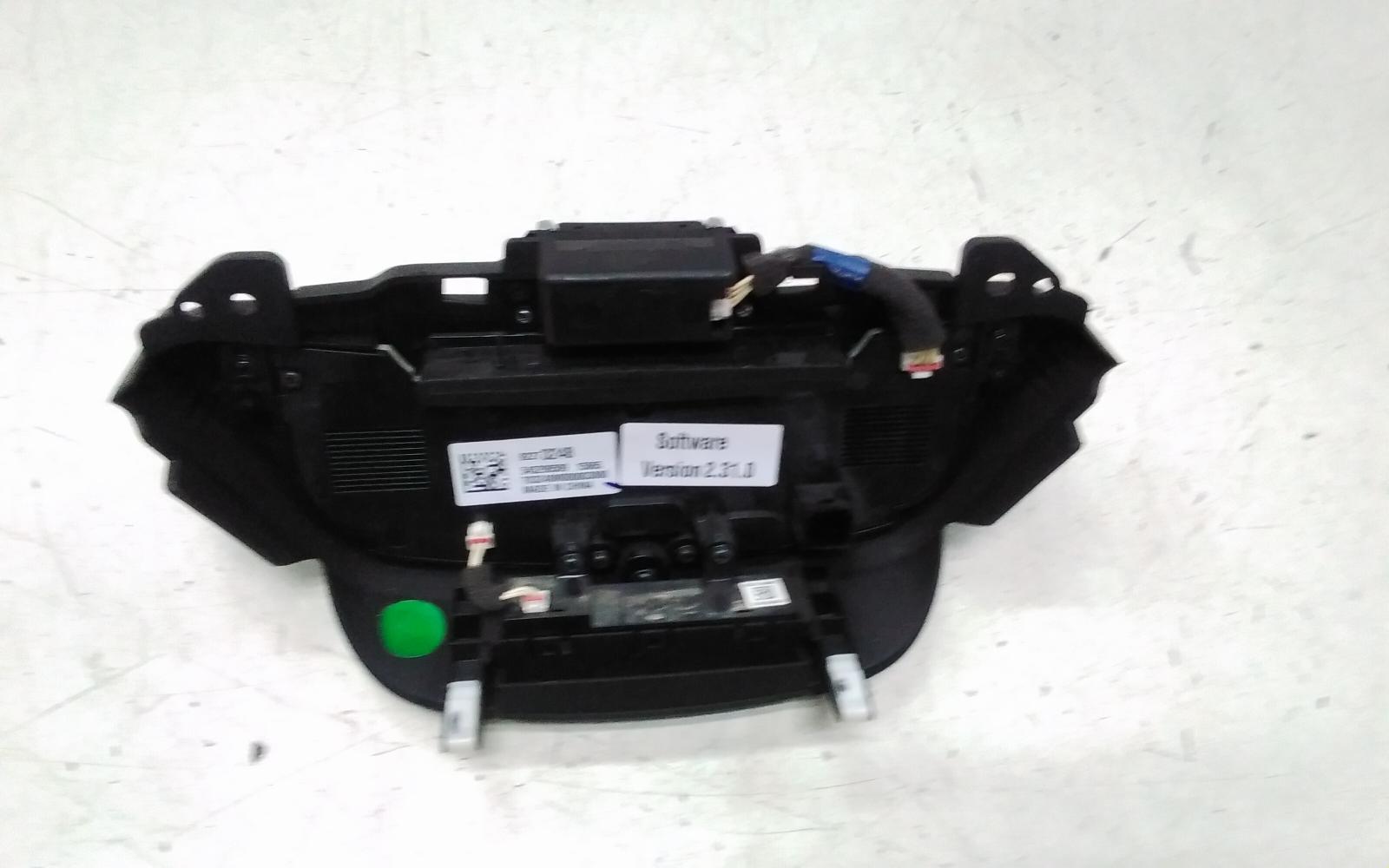 2015 Holden Commodore Heater/Ac Controls View Auto part Heater/Ac Controls Holden Commodore 2015