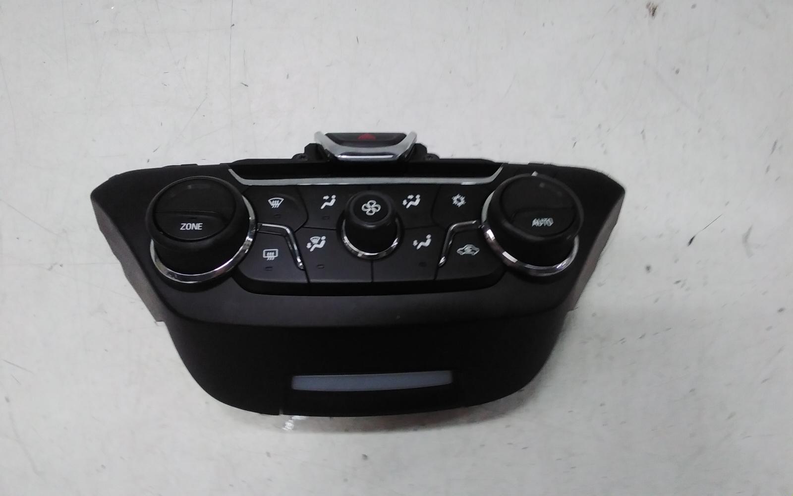 2015 Holden Commodore Heater/Ac Controls View Auto part Heater/Ac Controls Holden Commodore 2015