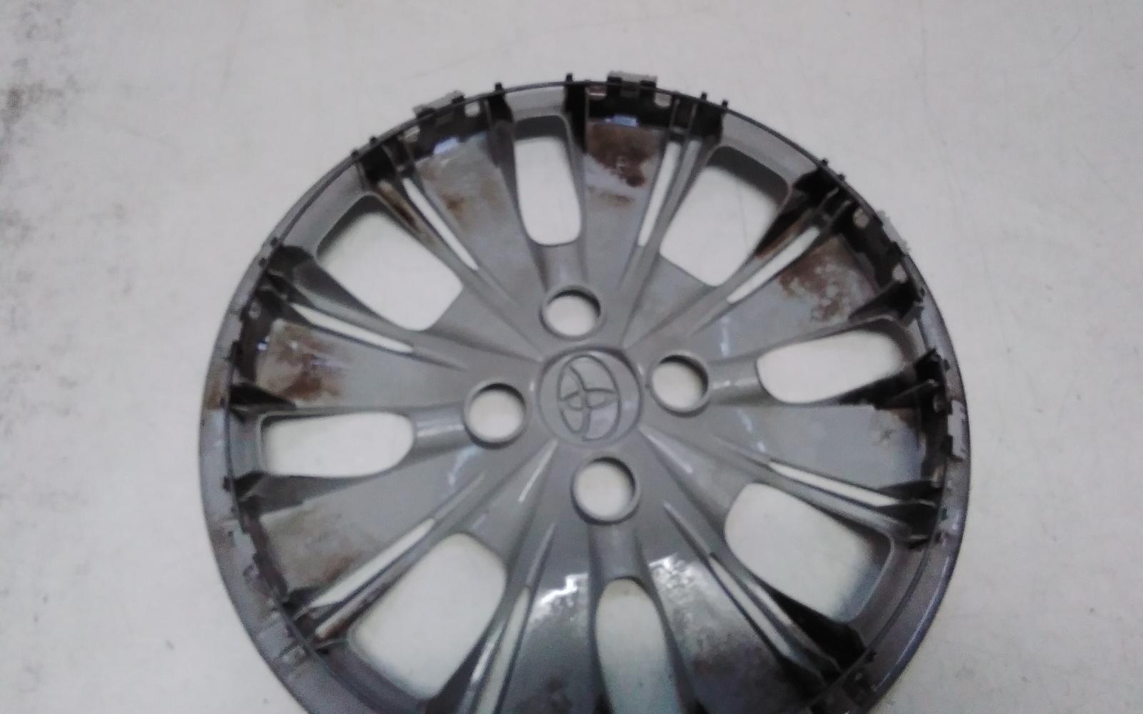View Auto part Wheel Cover/Hub Cap Toyota Yaris 2016
