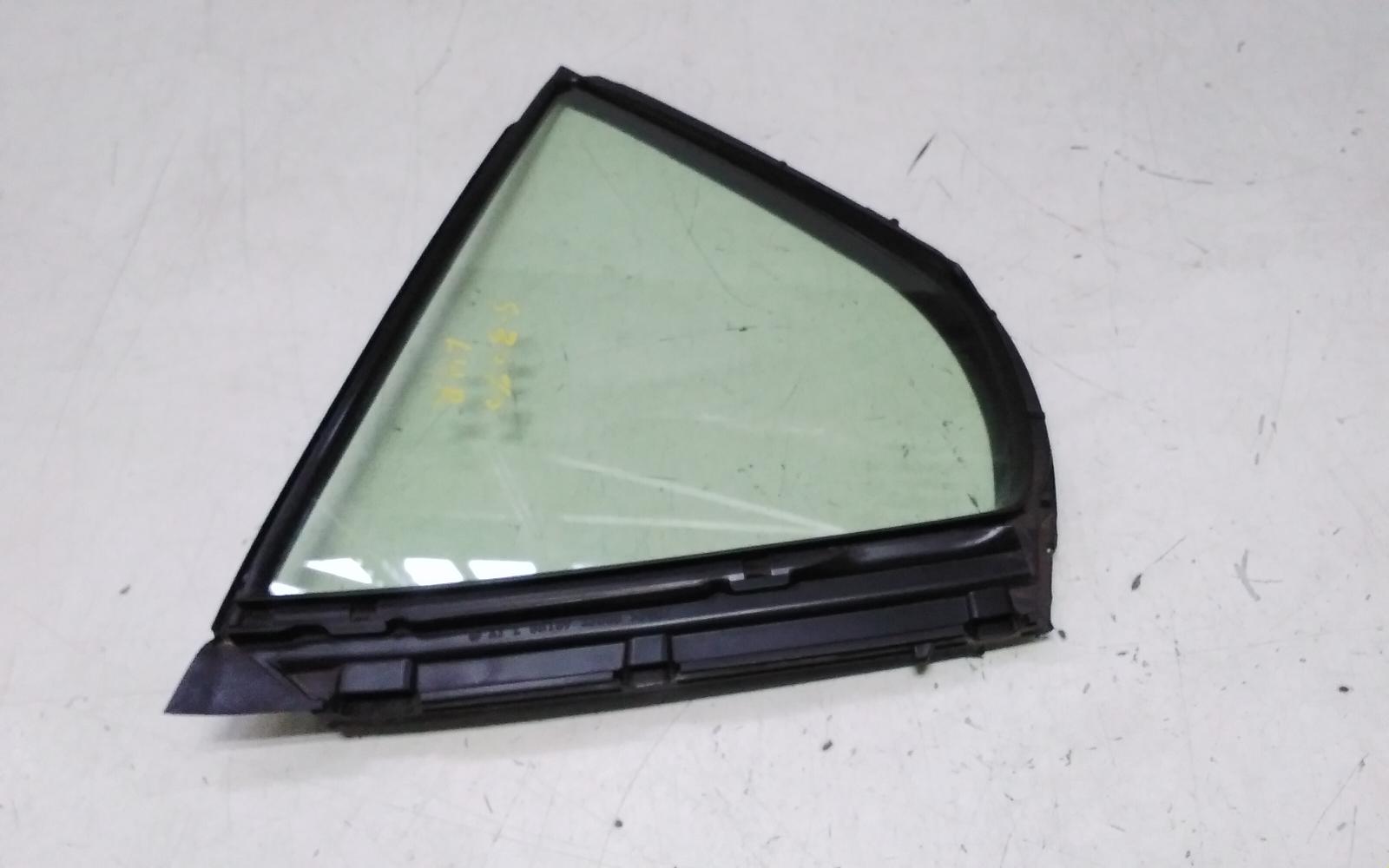 2020 Toyota Camry Left Rear 1/4 Door Glass View Auto part Left Rear 1/4 Door Glass Toyota Camry 2020
