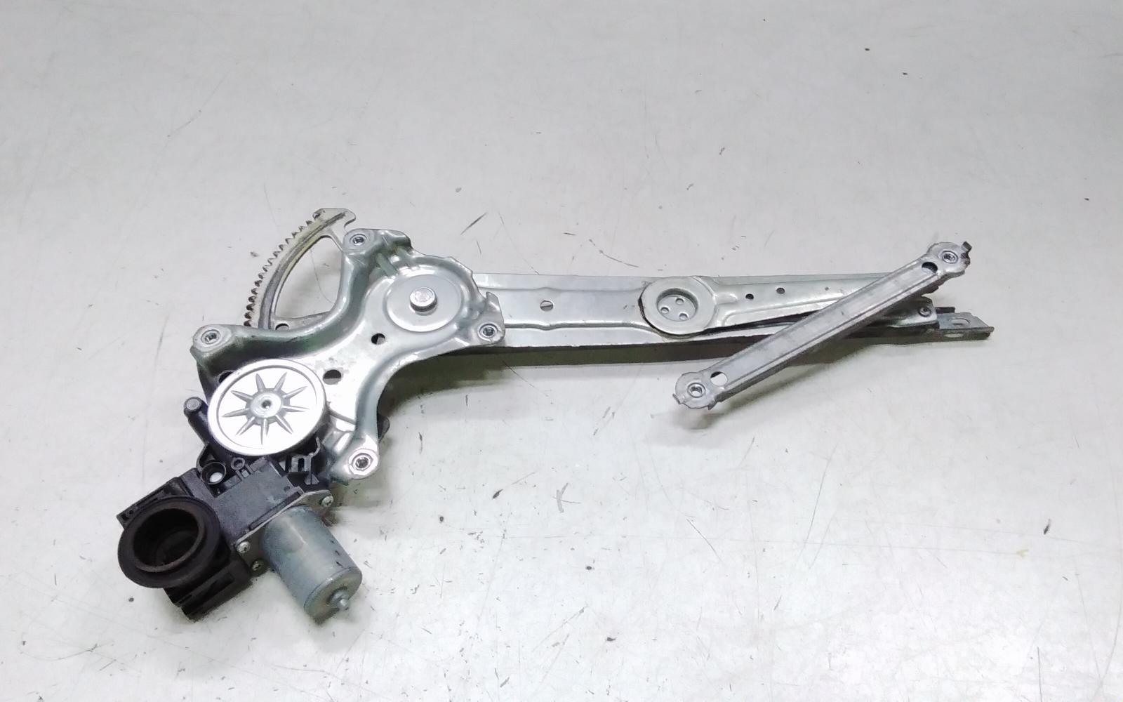 View Auto part Left Front Window Reg/Motor Toyota Camry 2020