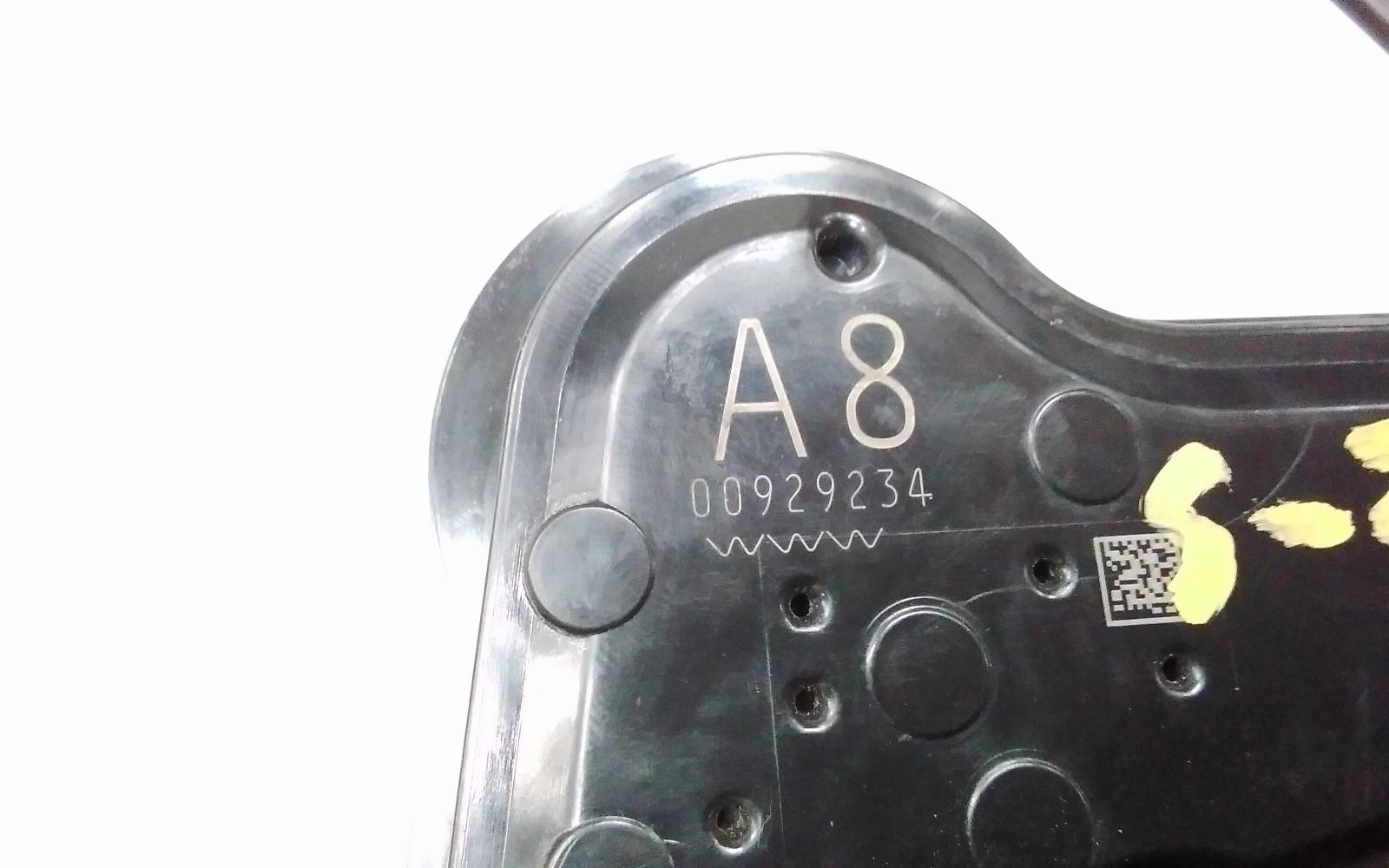 View Auto part Door/Boot/Gate Lock Toyota Camry 2020