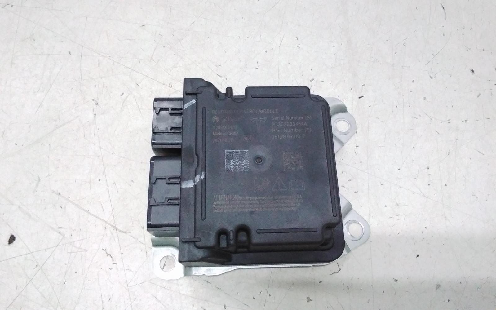 View Auto part Misc Switch/Relay Tesla Model 3 2021