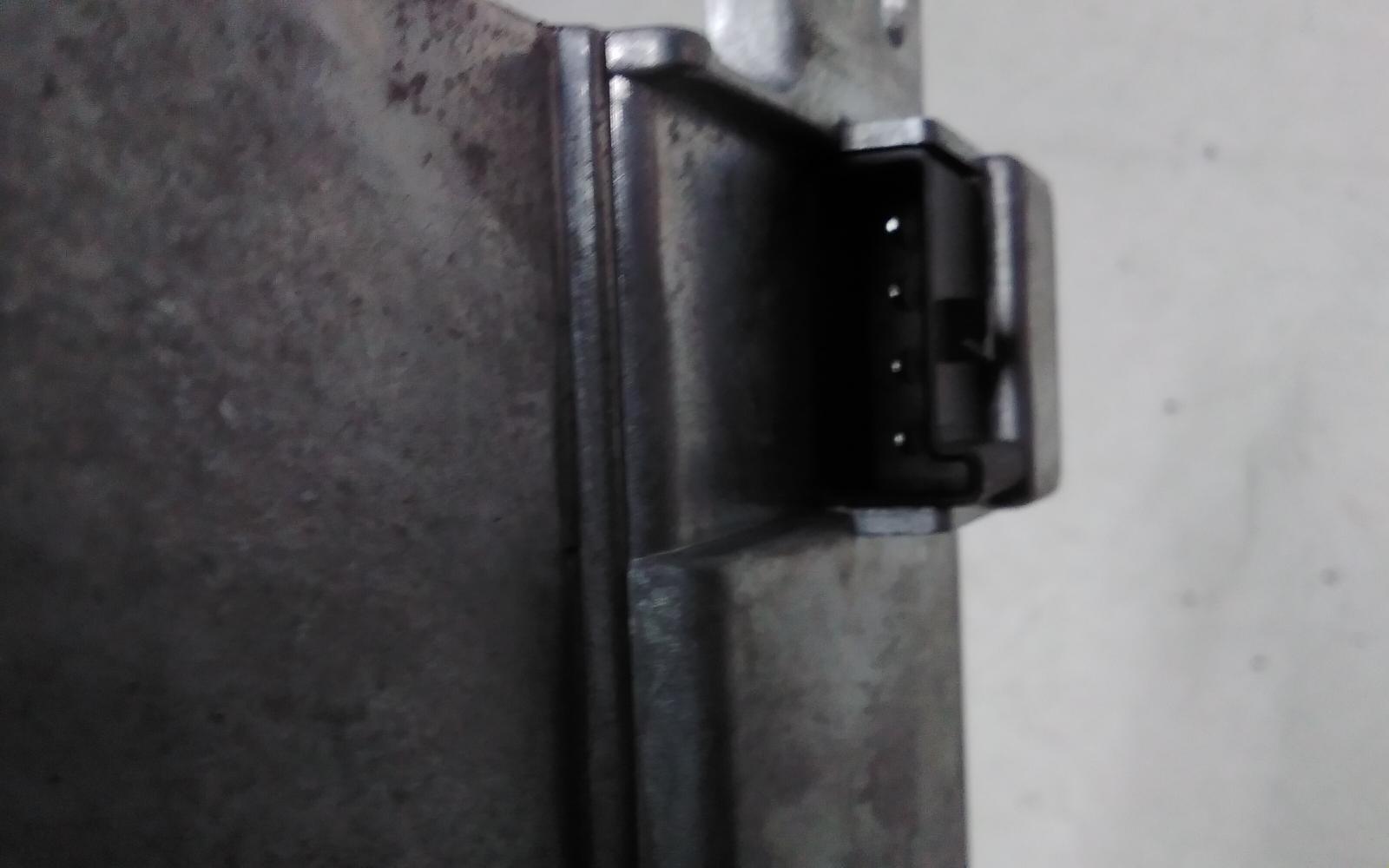 View Auto part Misc Switch/Relay Tesla Model 3 2021