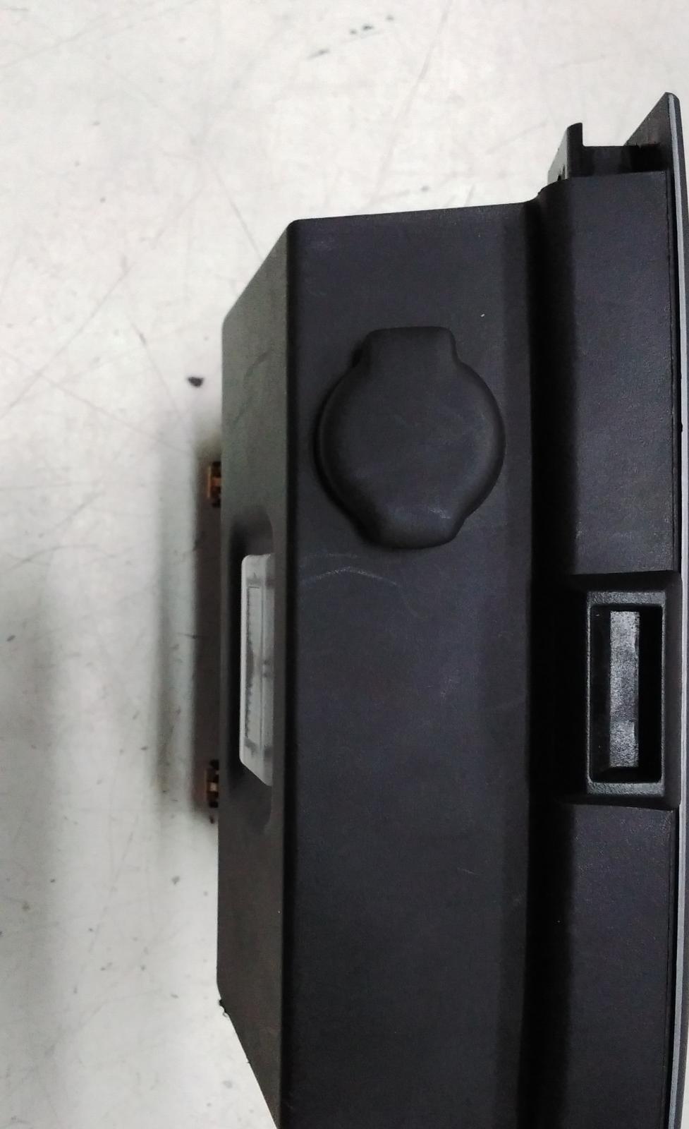 View Auto part Trim Panel Tesla Model 3 2021