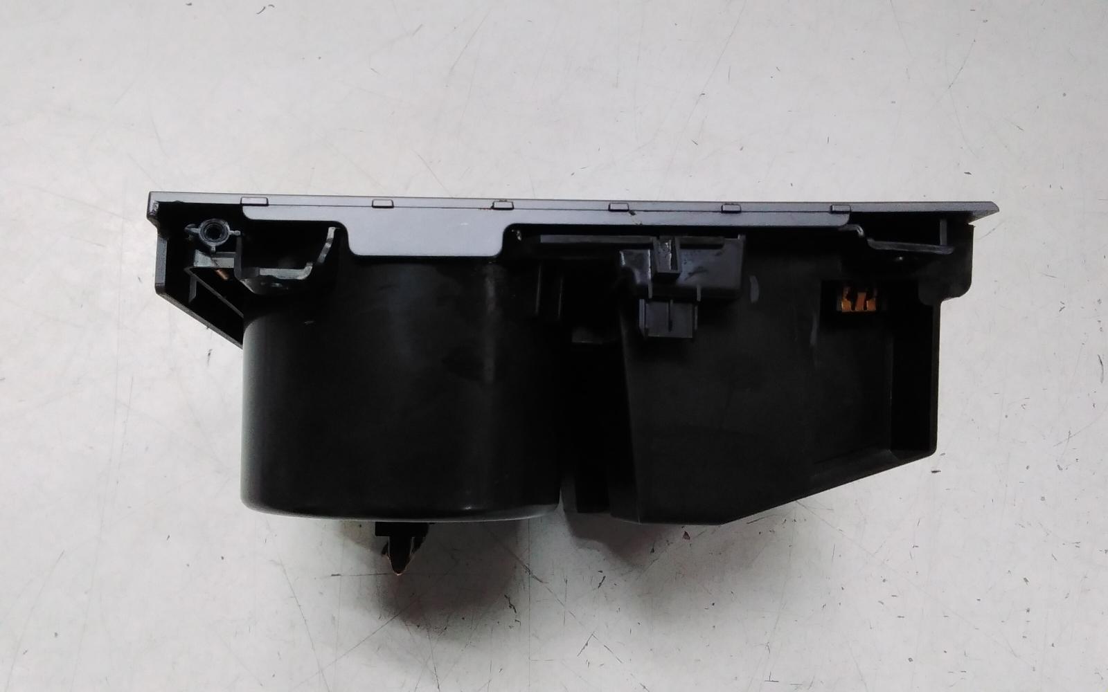 View Auto part Trim Panel Tesla Model 3 2021