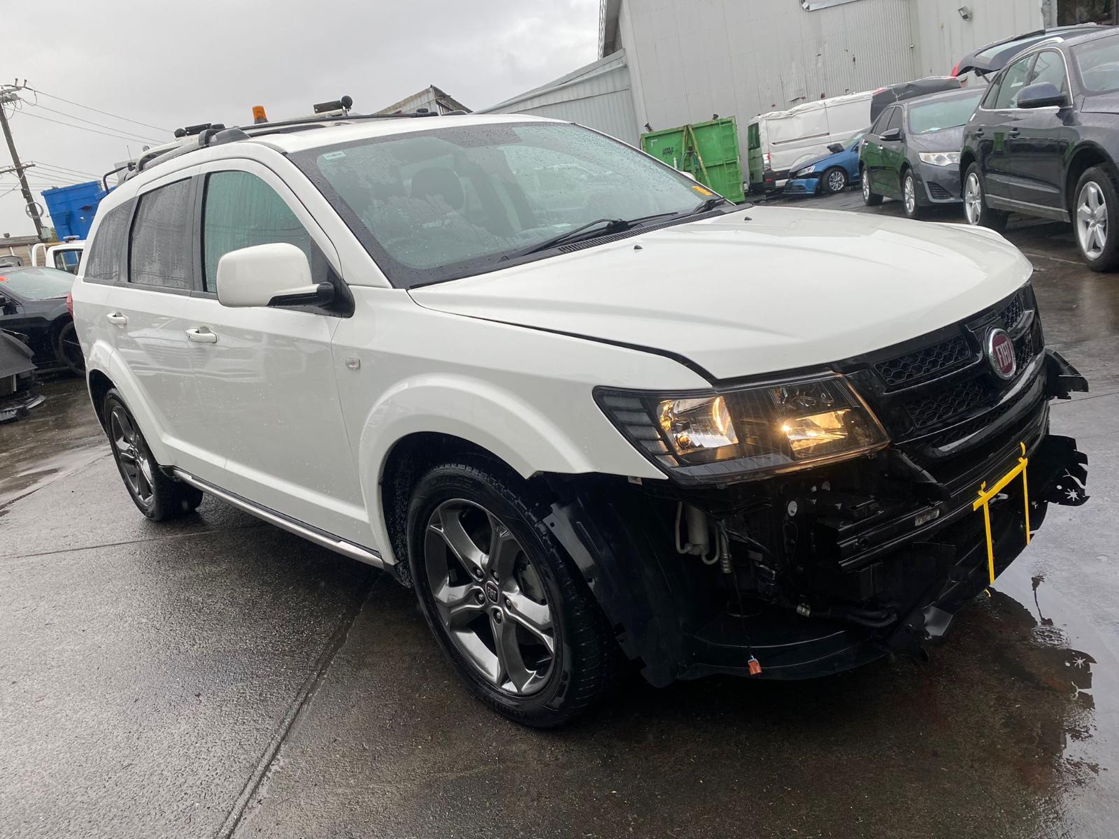 2015 Fiat Freemont Radio/Cd/Dvd/Sat/Tv View Auto part Radio/Cd/Dvd/Sat/Tv Fiat Freemont 2015