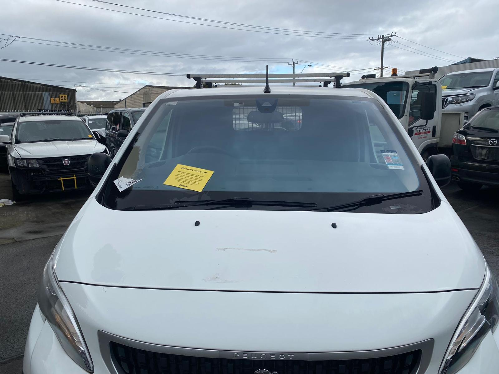 2019 Peugeot Expert Trans/Gearbox View Auto part Trans/Gearbox Peugeot Expert 2019