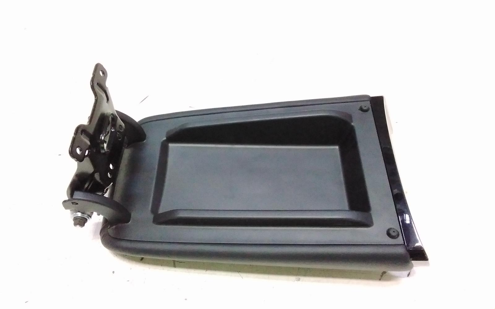 View Auto part Console Mg Mg5 2024