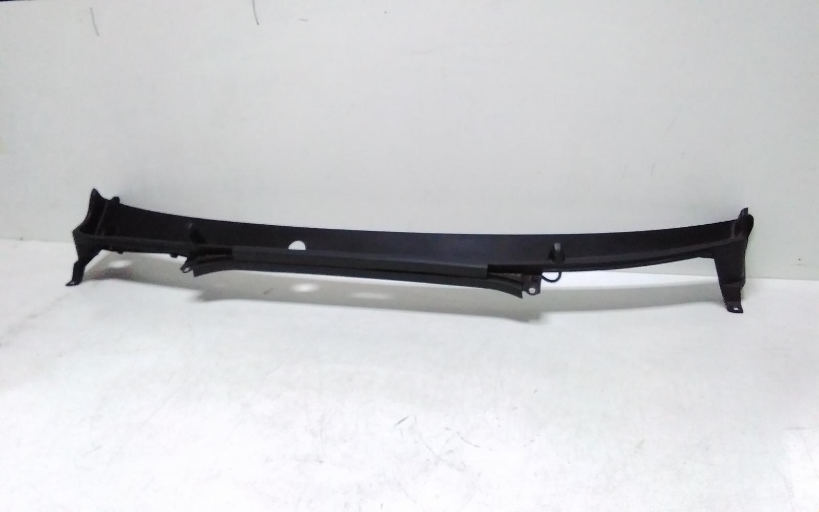 View Auto part Plenum Chamber Genesis Gv70 2024