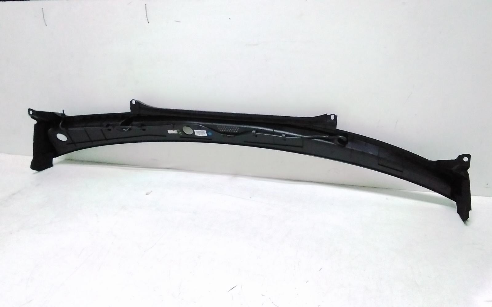 View Auto part Plenum Chamber Genesis Gv70 2024