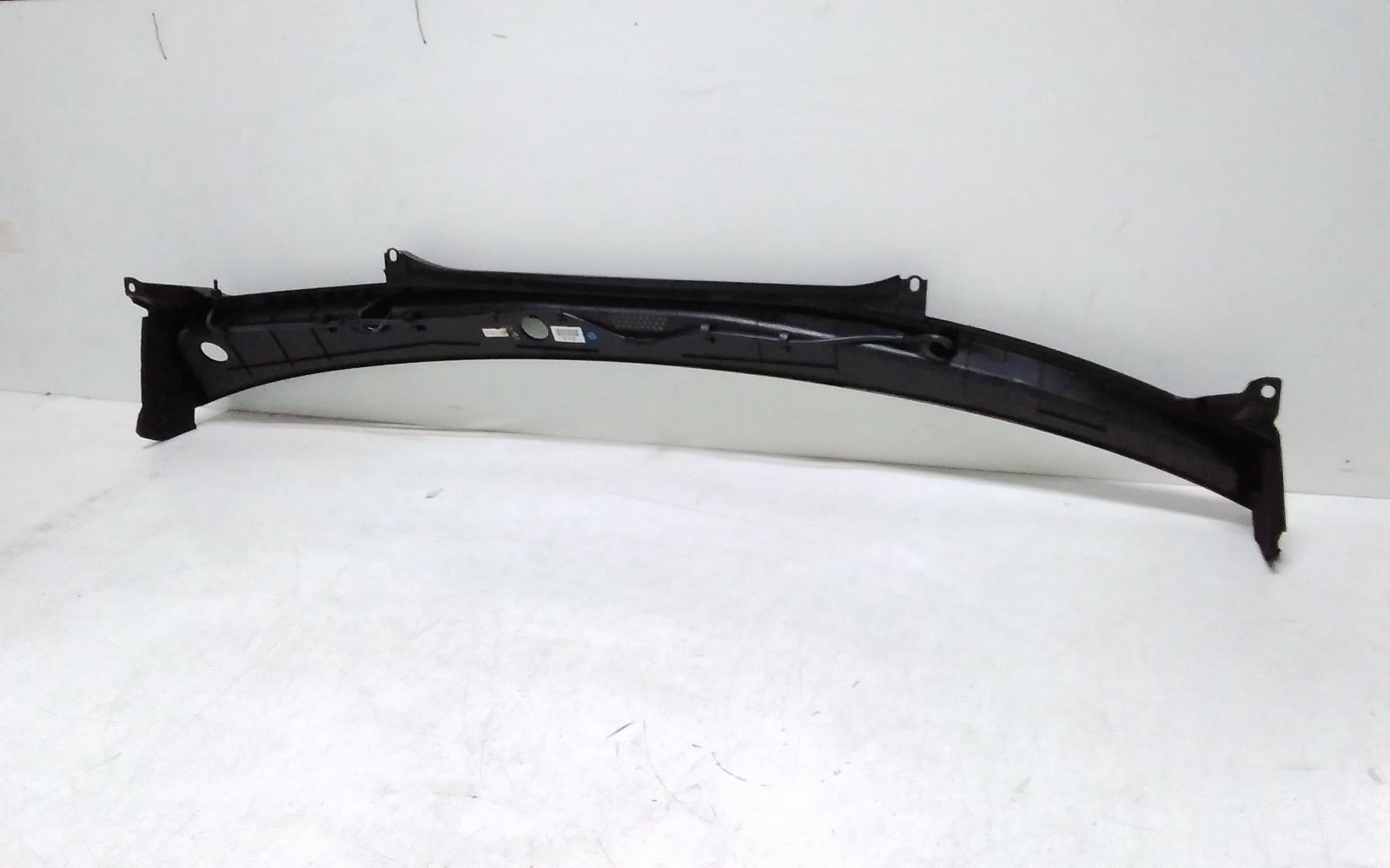 View Auto part Plenum Chamber Genesis Gv70 2024