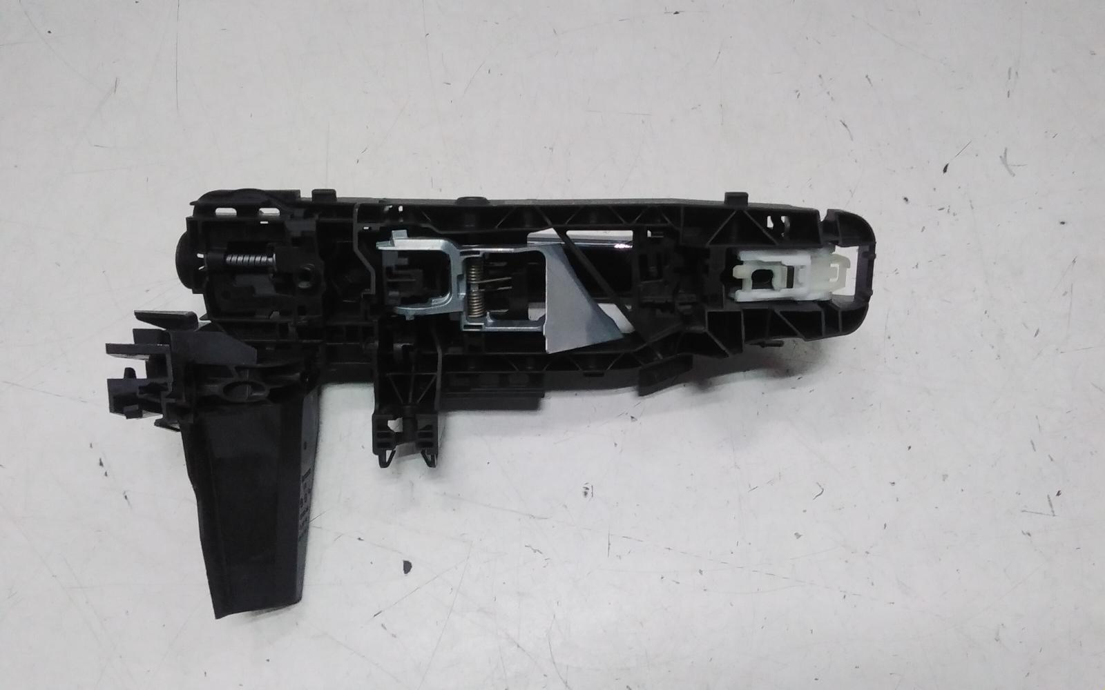 View Auto part Door Handle Mercedes Eqa 2024