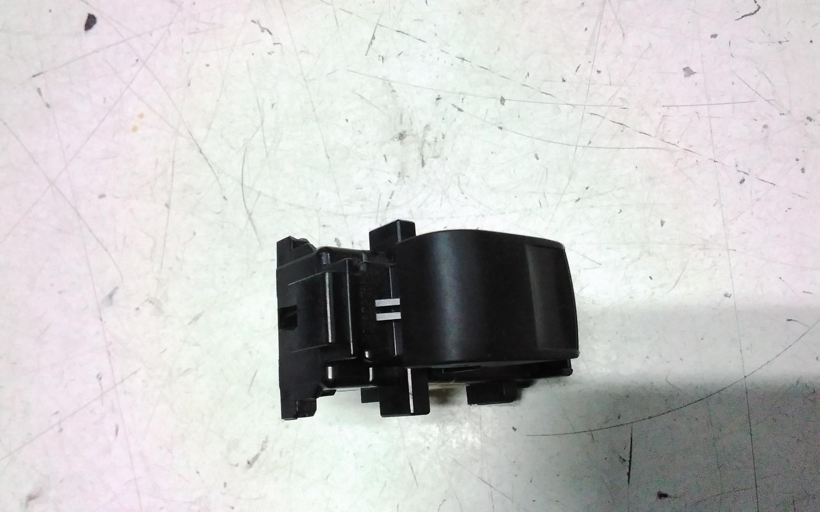 2007 Toyota Yaris Pwr Dr Wind Switch View Auto part Pwr Dr Wind Switch Toyota Yaris 2007