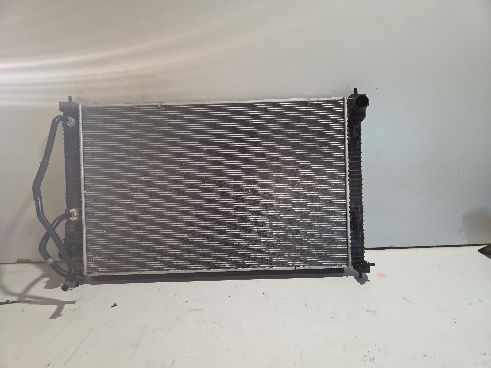 2025 Mitsubishi Outlander Radiator View Auto part Radiator Mitsubishi Outlander 2025