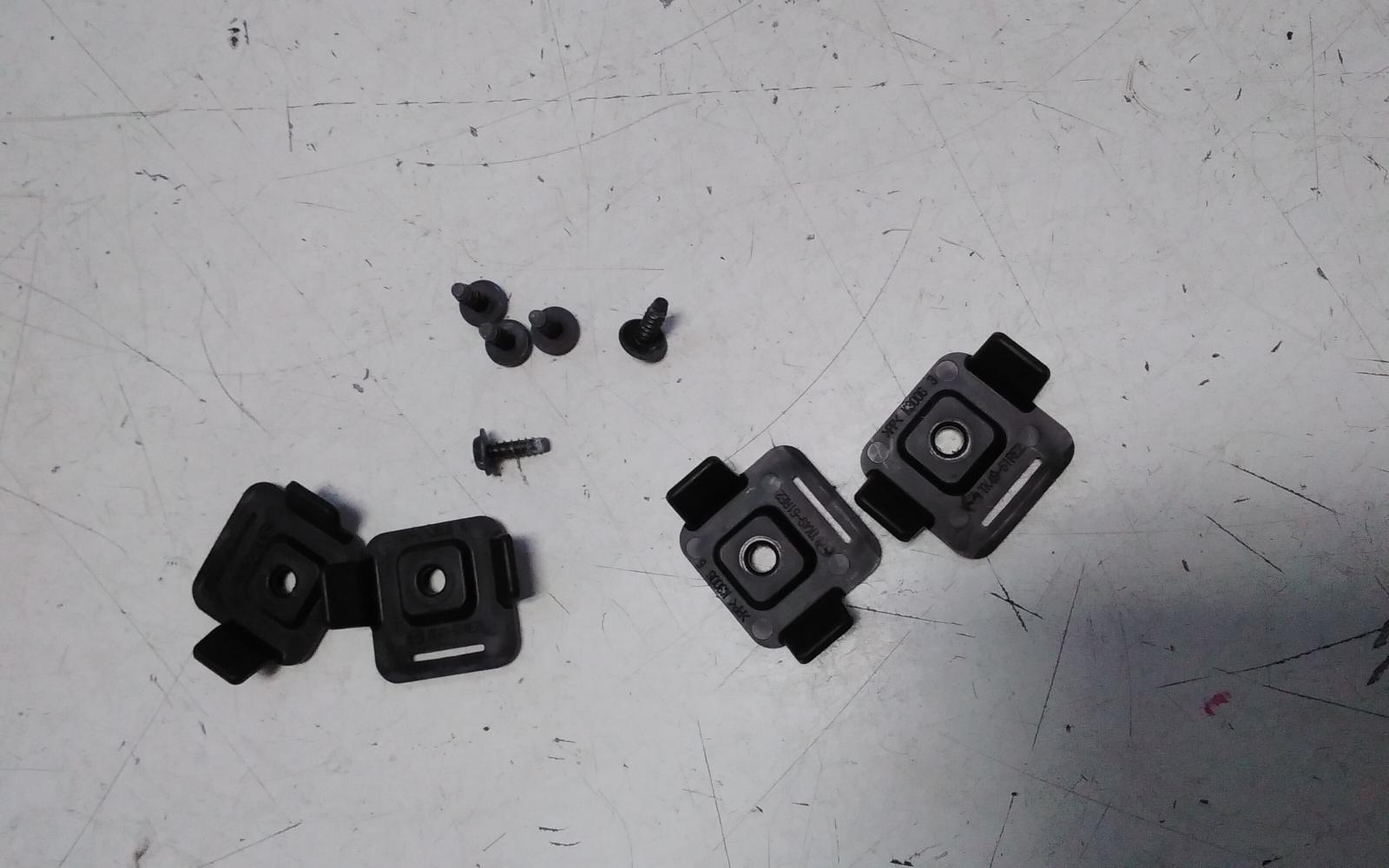 View Auto part Body/Door Mould Mazda Cx9 2020