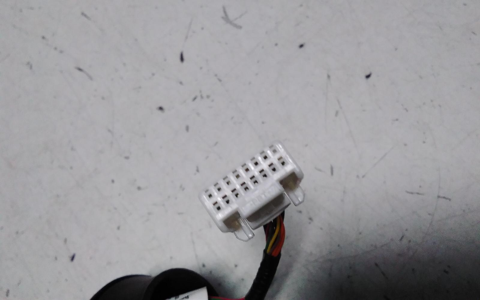 View Auto part Fuel Door / Filler Tesla Model Y 2023