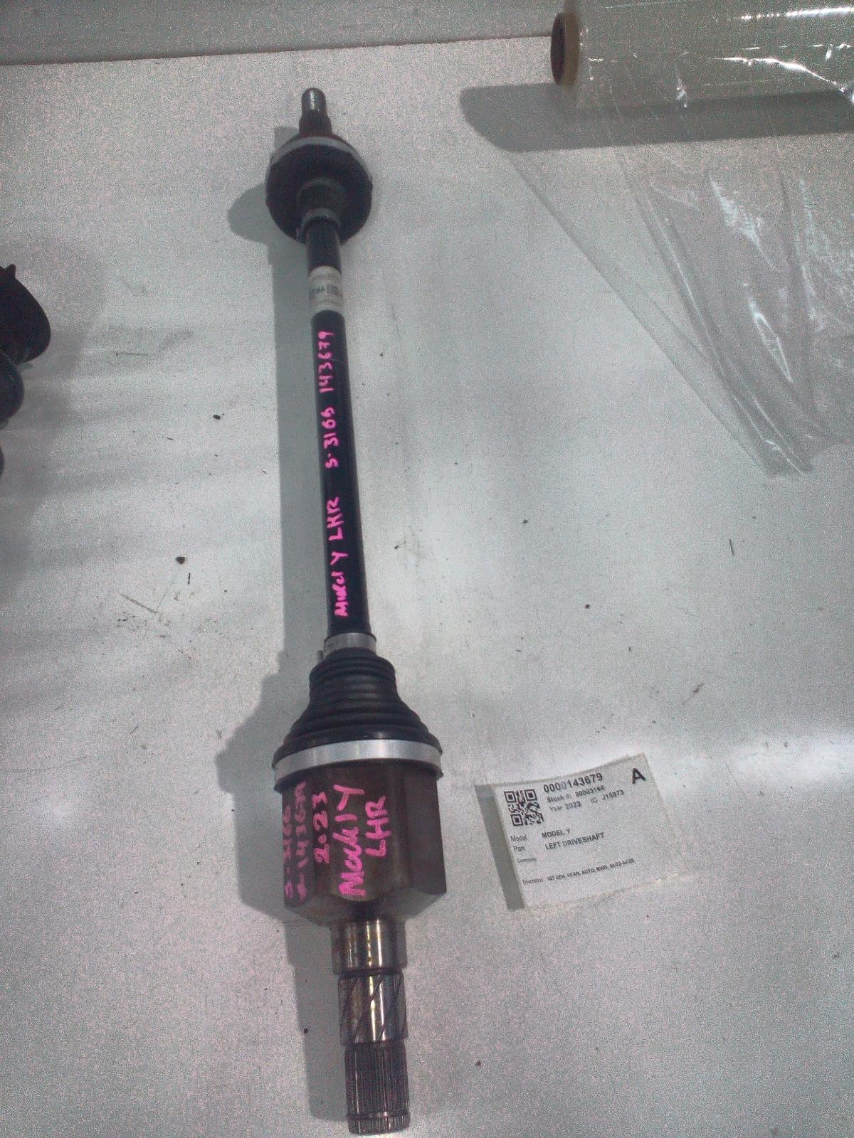 View Auto part Left Driveshaft Tesla Model Y 2023