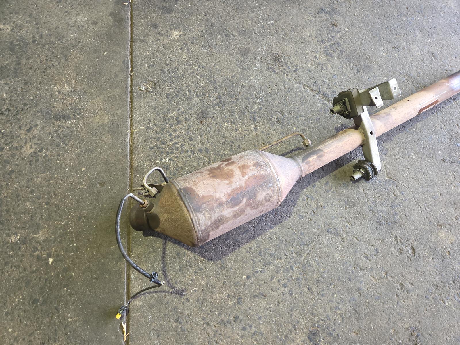 View Auto part Catalytic Converter Mercedes Vito 2013