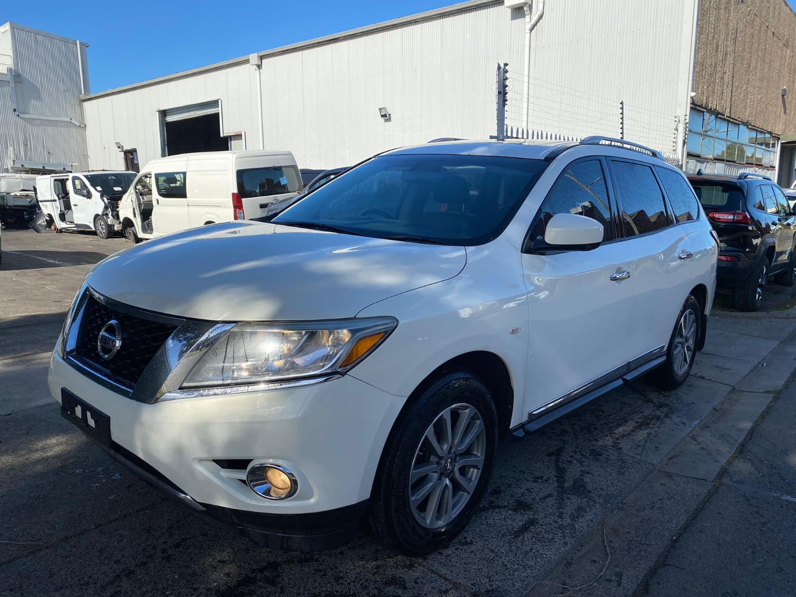 View Auto part SPEAKER Nissan Pathfinder 2013