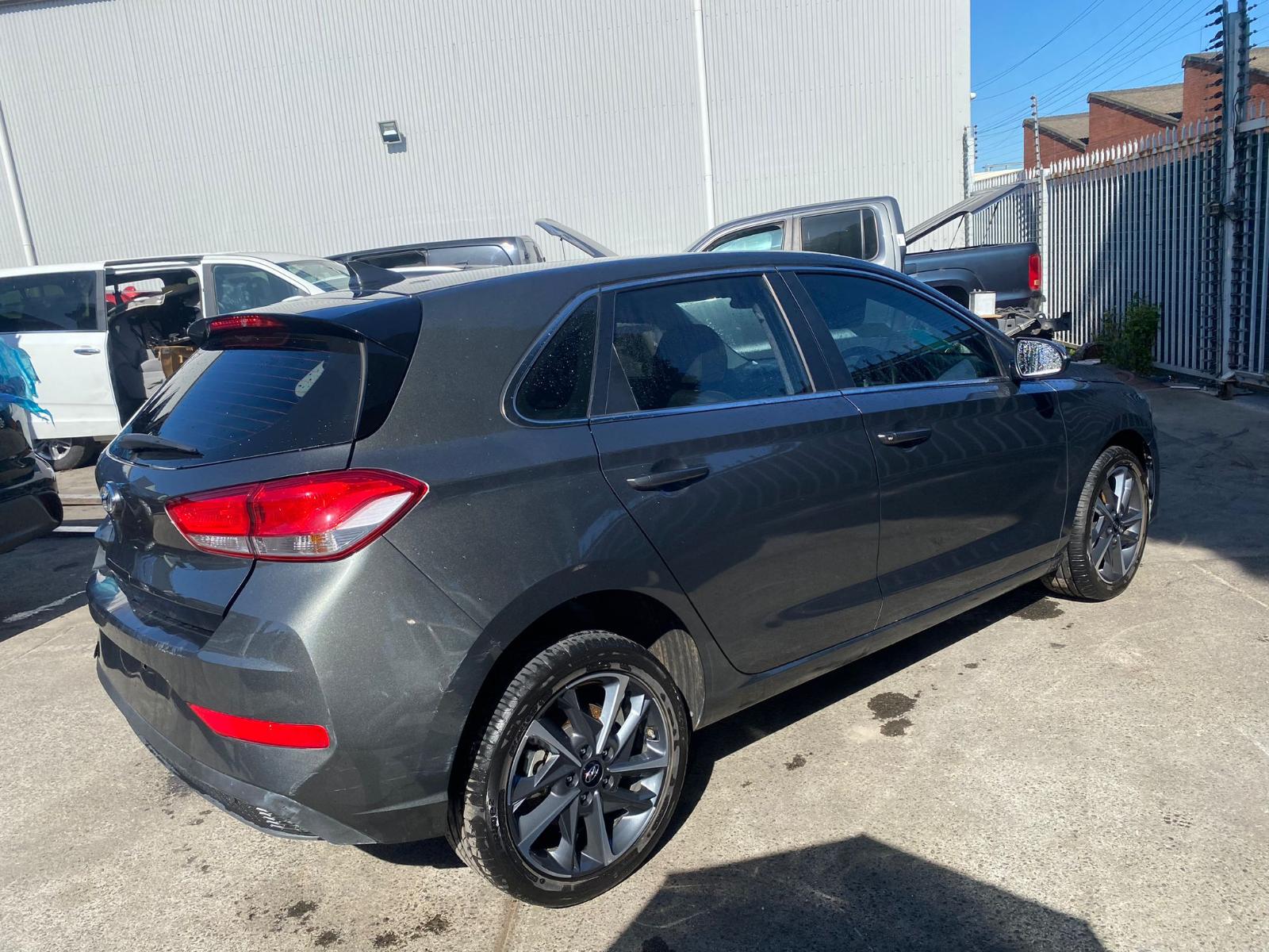 2021 Hyundai I30 Abs Pump/Modulator View Auto part Abs Pump/Modulator Hyundai I30 2021