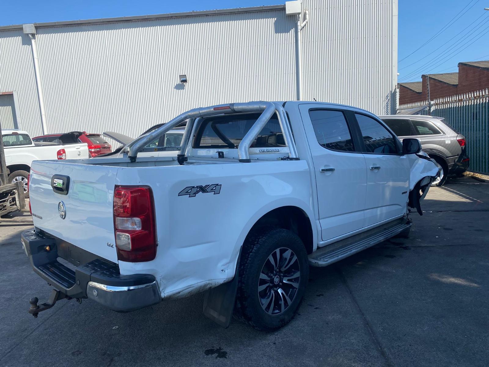 View Auto part Air Cleaner/Box Holden Colorado 2017