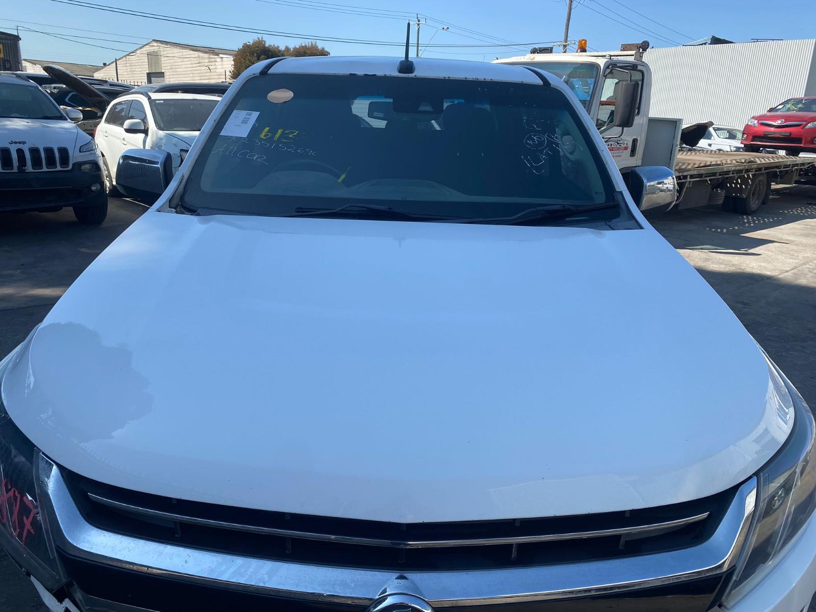 View Auto part Air Cleaner/Box Holden Colorado 2017