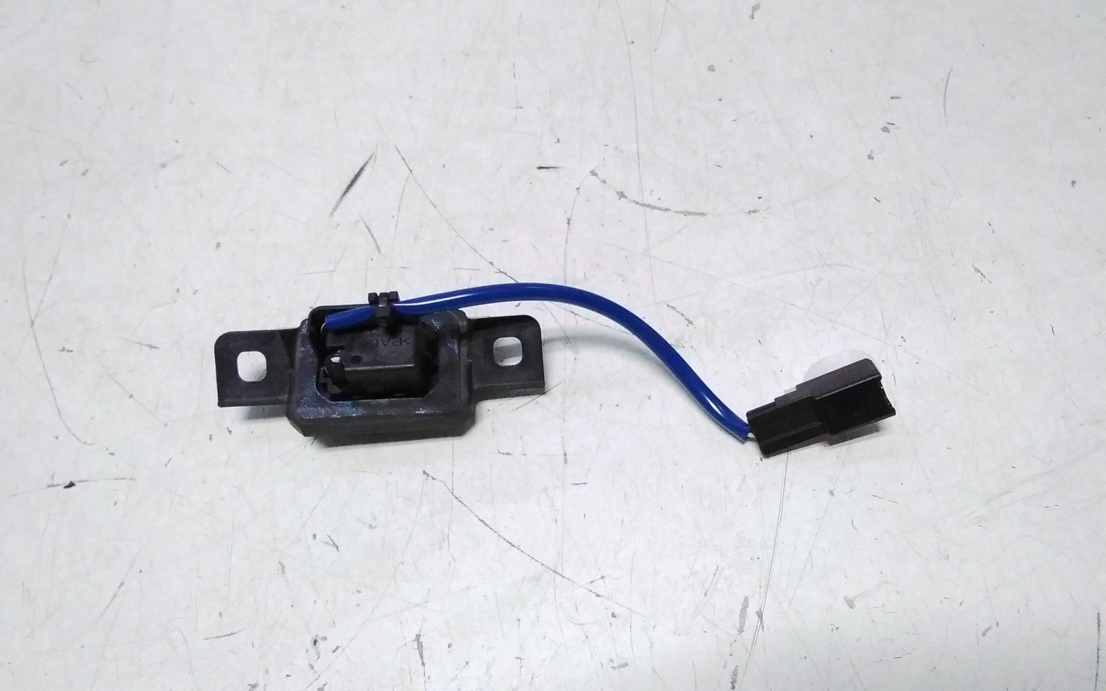 View Auto part Tailgate Handle Toyota Camry 2020