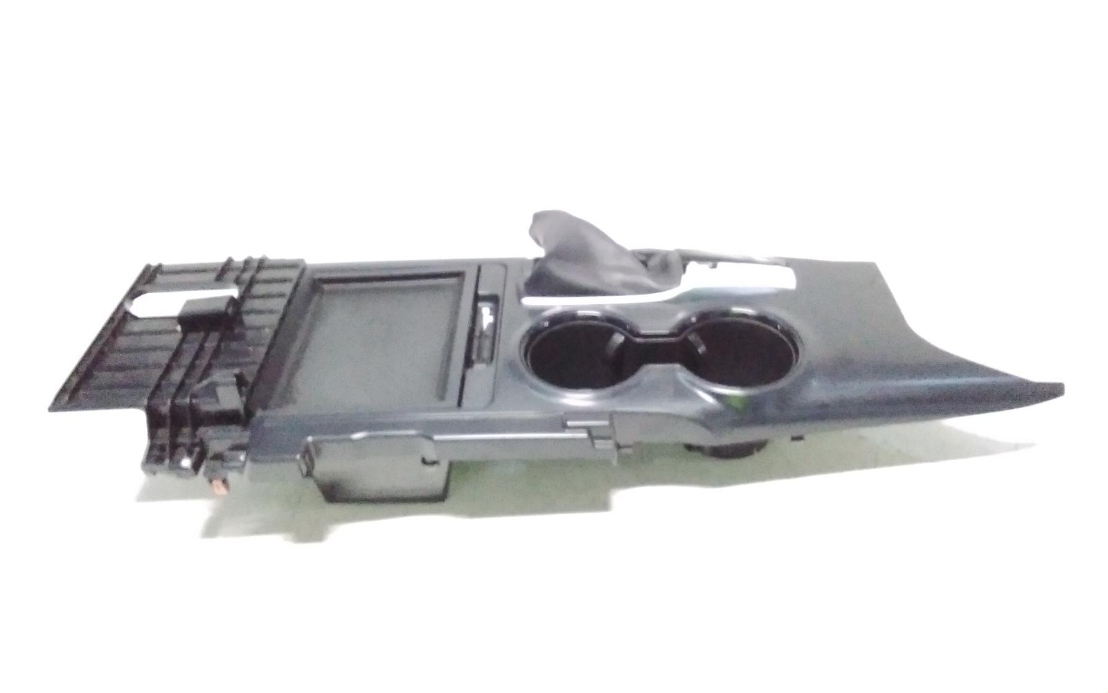 View Auto part Trim Panel Toyota Camry 2020