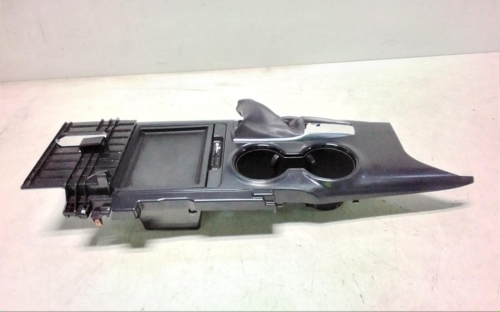 View Auto part Trim Panel Toyota Camry 2020