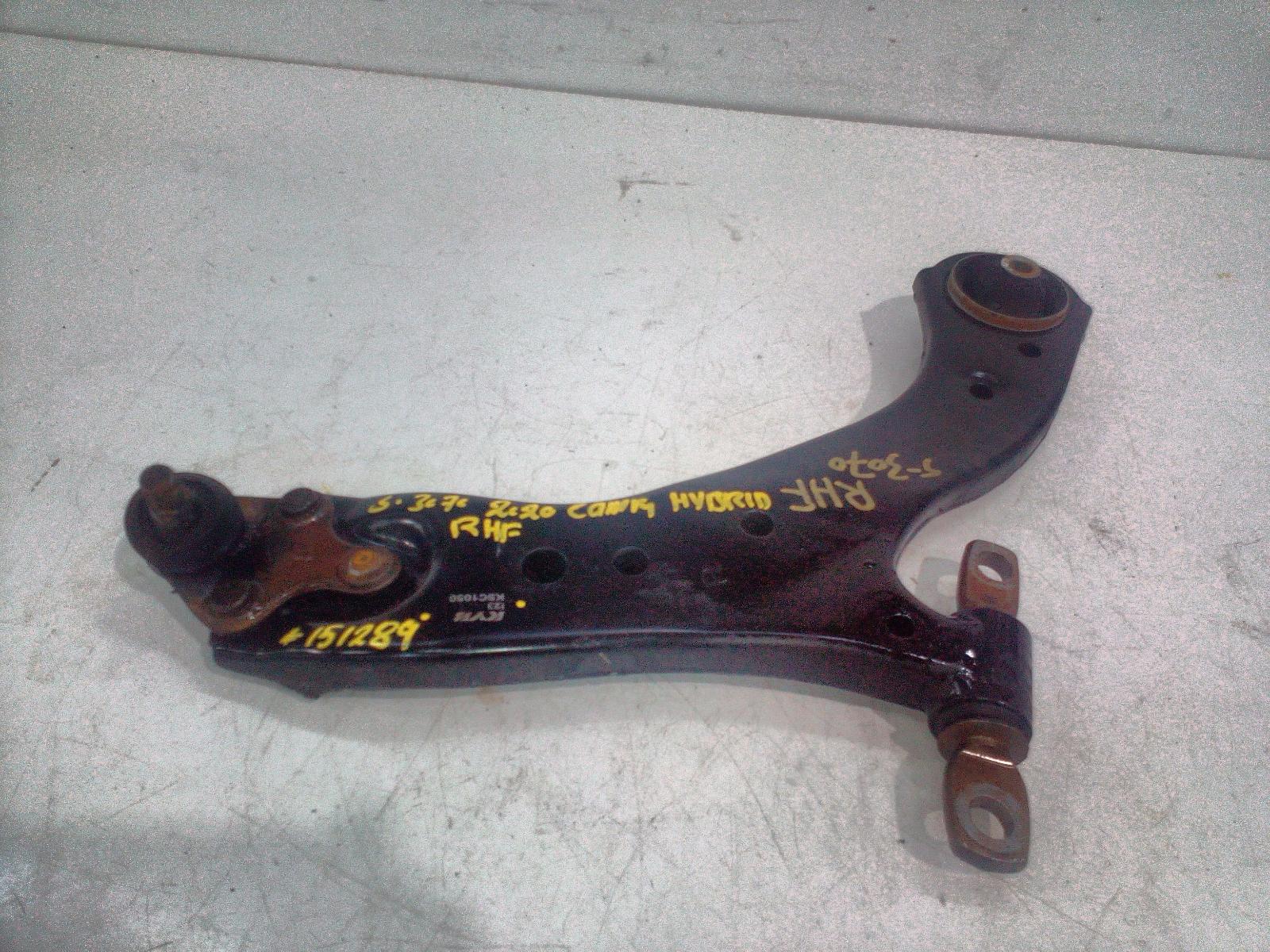 View Auto part Right Front Lower Control Arm Toyota Camry 2020