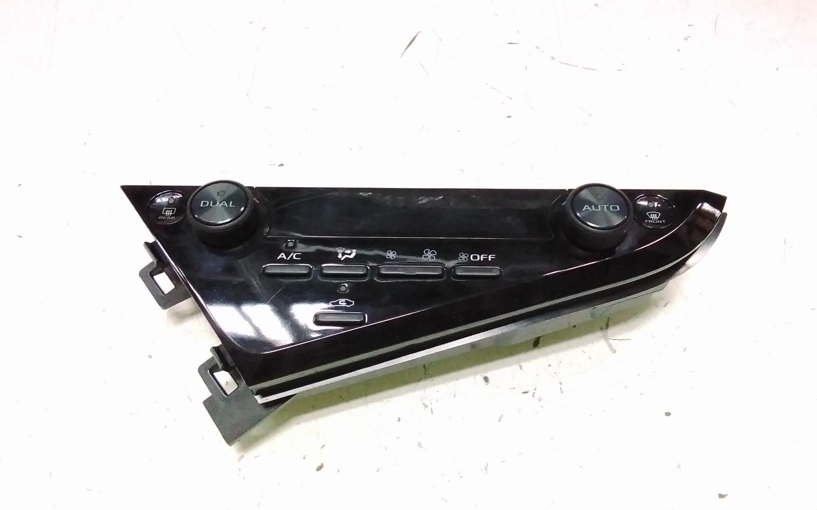 View Auto part Heater/Ac Controls Toyota Camry 2020