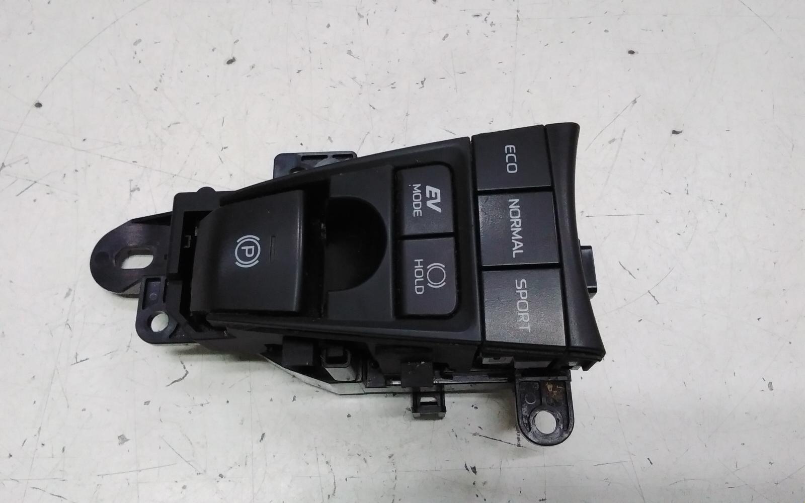 View Auto part Combination Switch Toyota Camry 2020