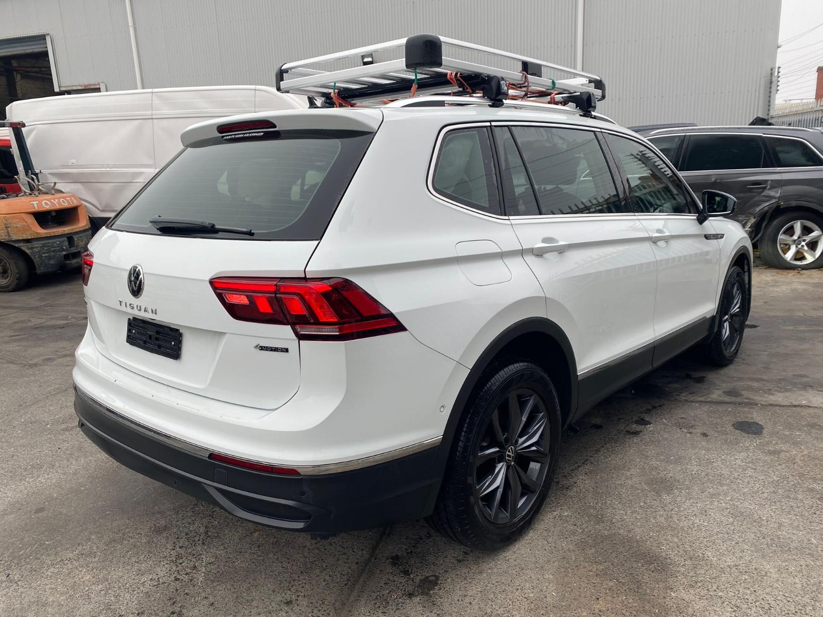 View Auto part Radiator Volkswagen Tiguan 2022
