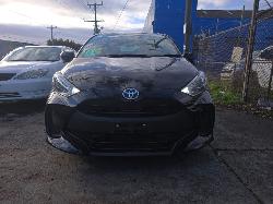 View Auto part Radiator Toyota Yaris 2022