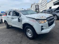 View Auto part Air Cleaner/Box Isuzu Dmax 2022