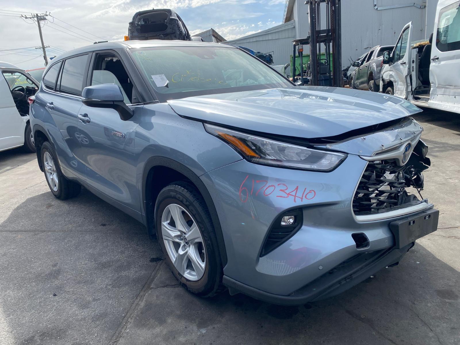 View Auto part Headrest Toyota Kluger 2023