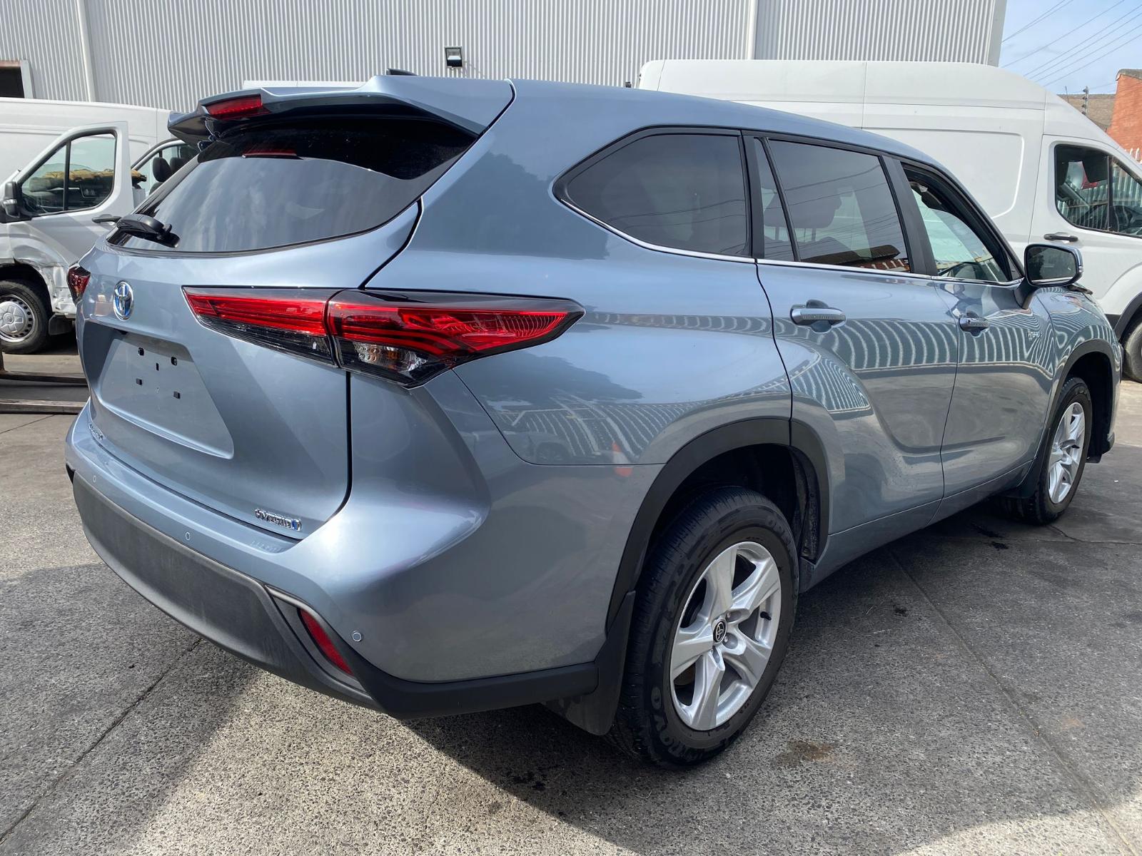 View Auto part Headrest Toyota Kluger 2023