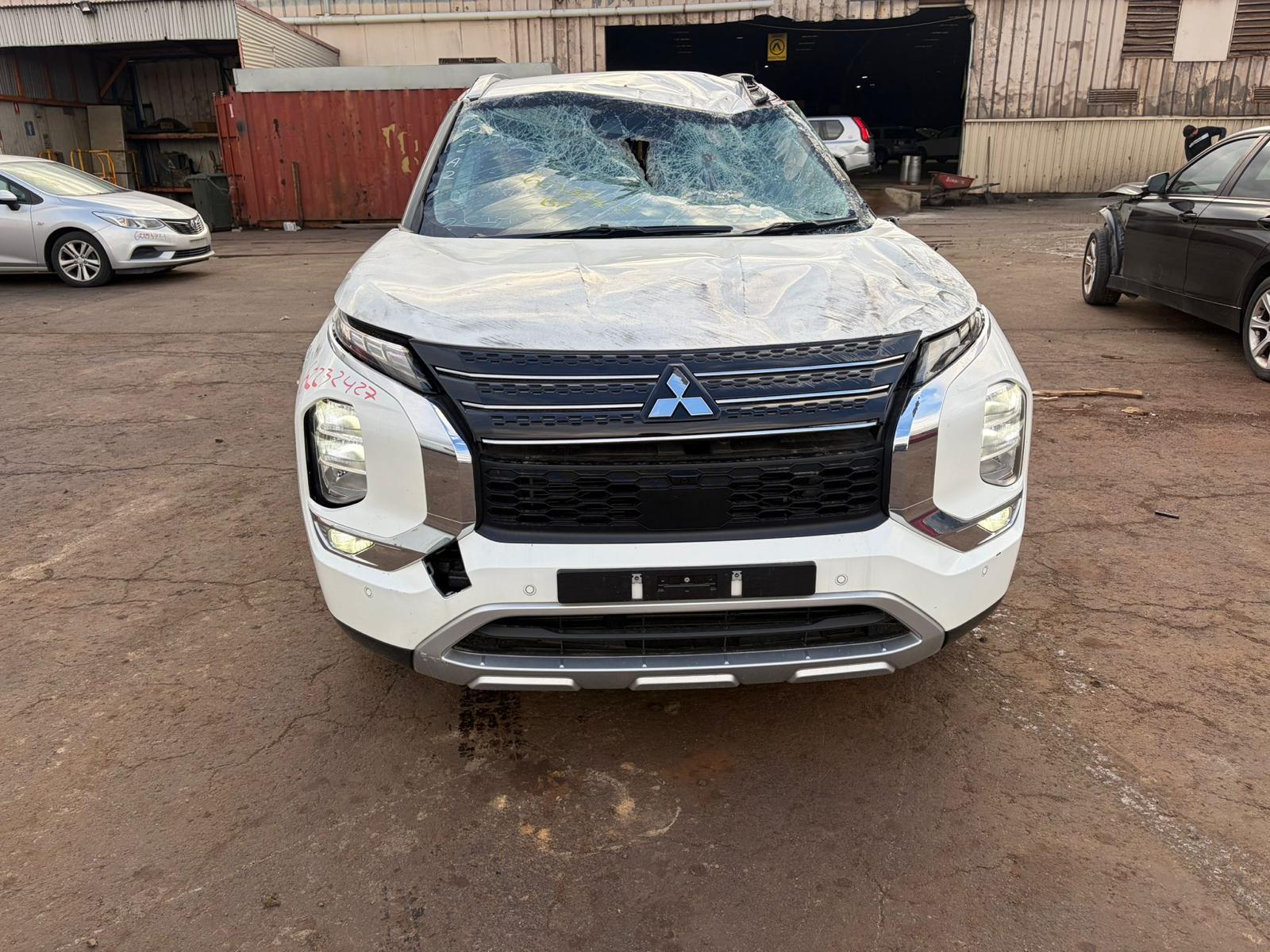 2025 Mitsubishi Outlander Radiator Support View Auto part Radiator Support Mitsubishi Outlander 2025