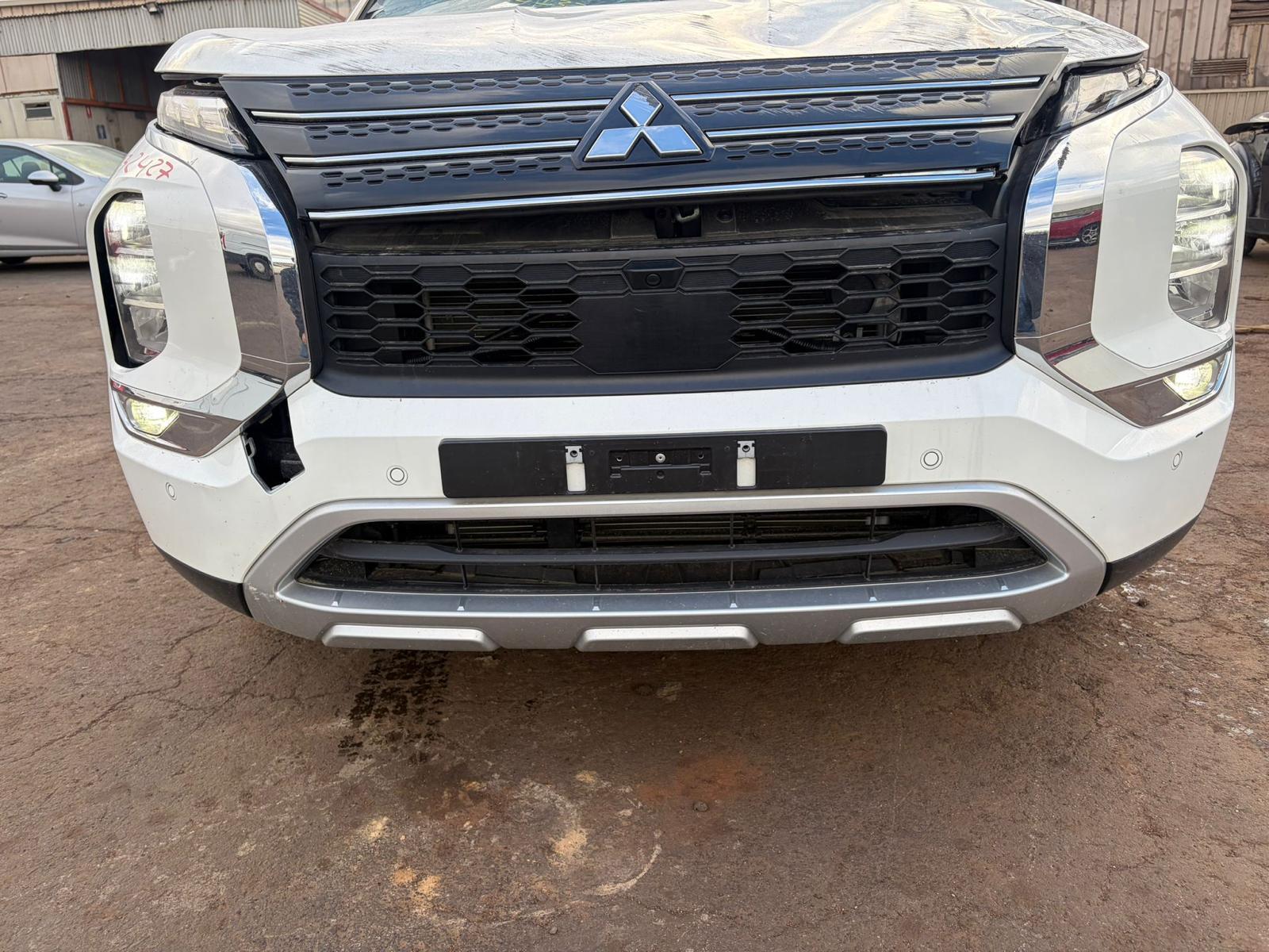 2025 Mitsubishi Outlander Radiator Support View Auto part Radiator Support Mitsubishi Outlander 2025