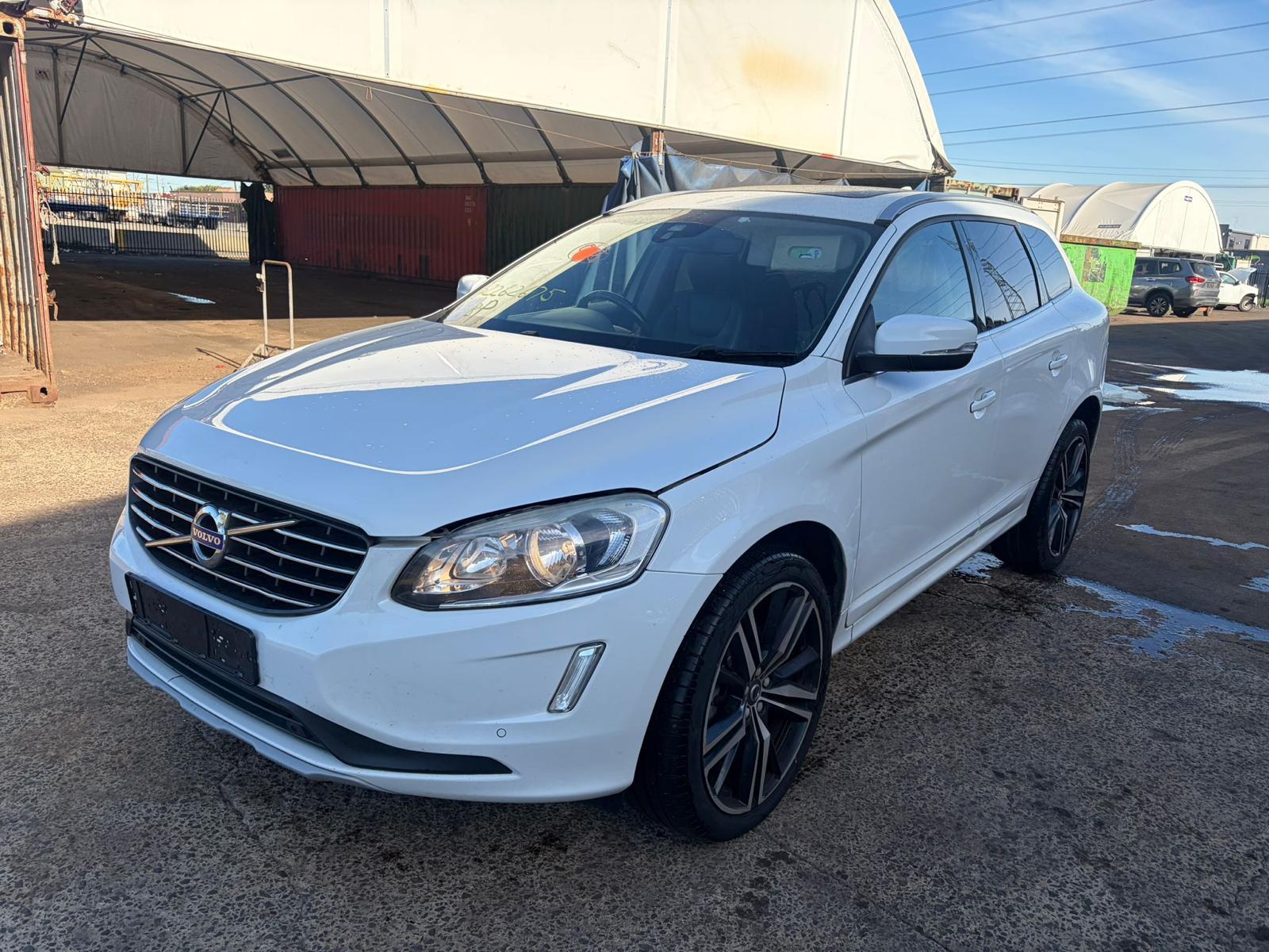 2016 Volvo Xc60 Front Bumper View Auto part Front Bumper Volvo Xc60 2016