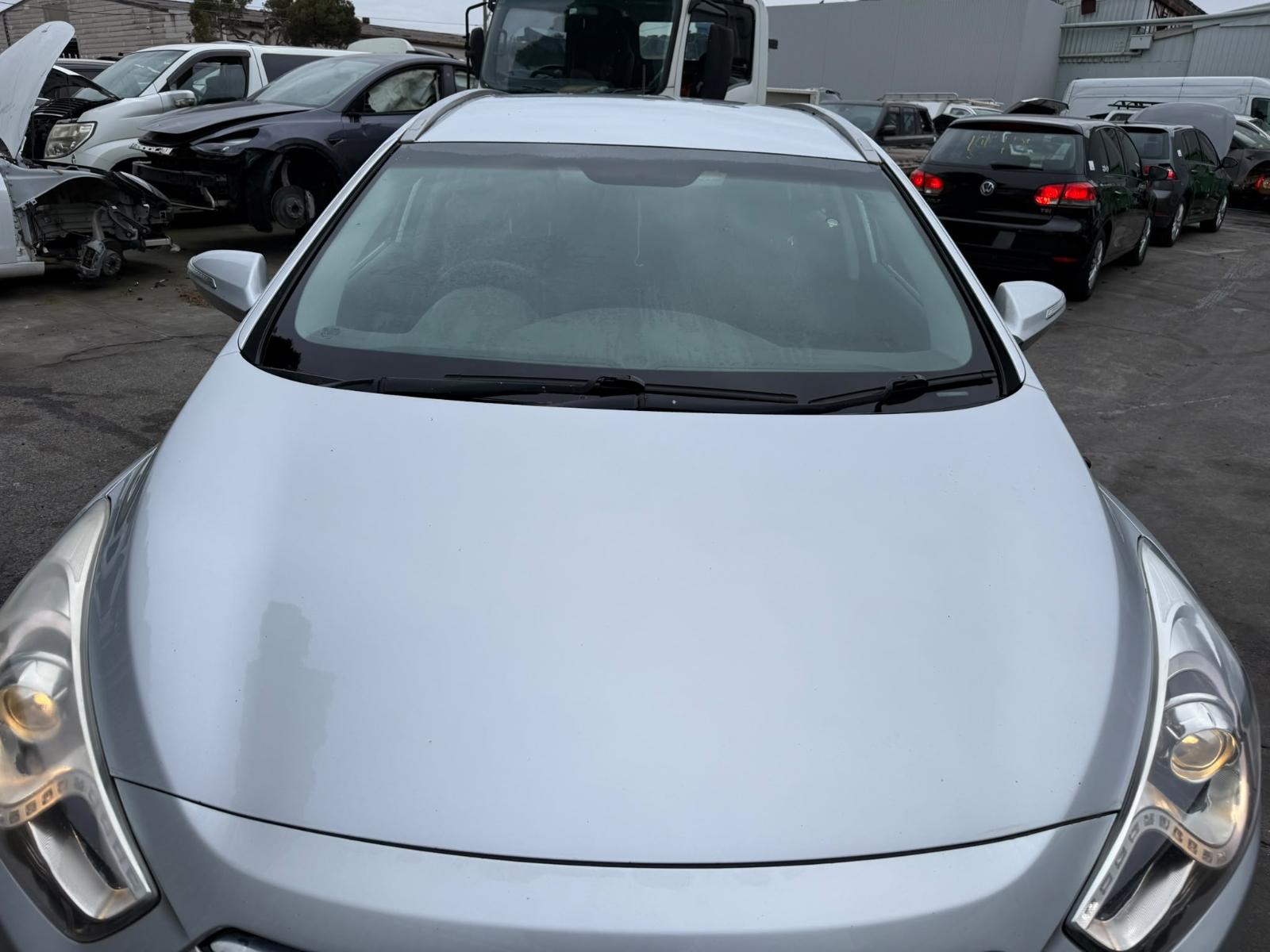 View Auto part Fuel Door / Filler Hyundai I40 2012