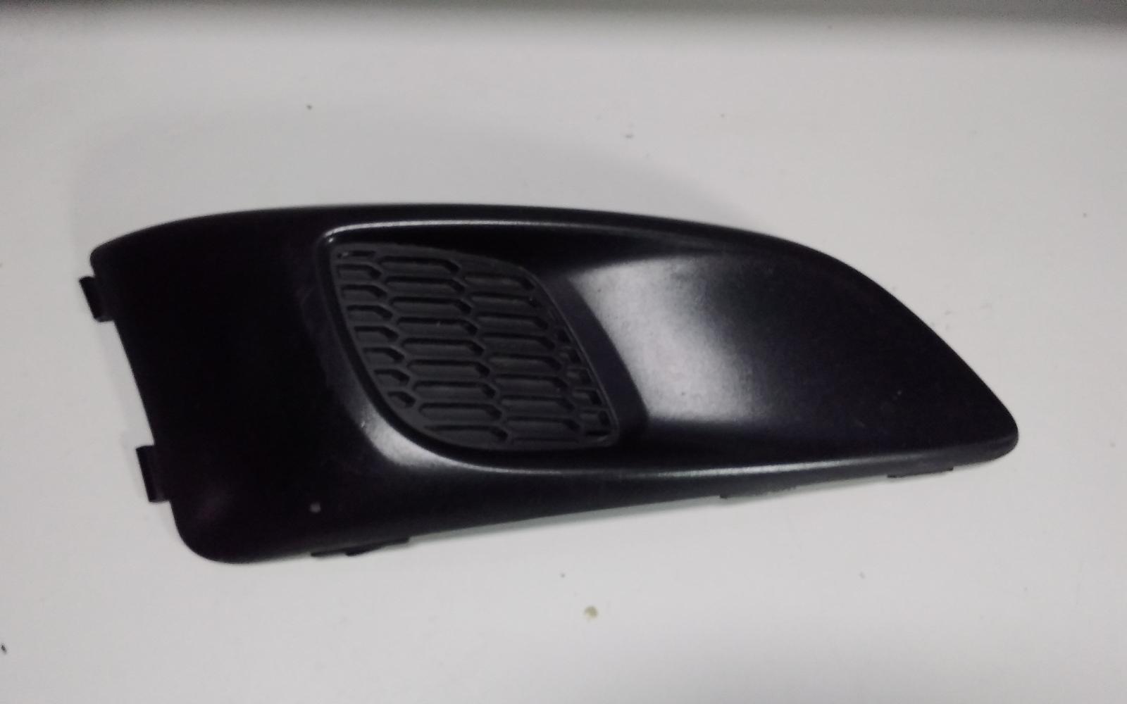 View Auto part Right Indicator/Fog/Side Holden Barina 2014