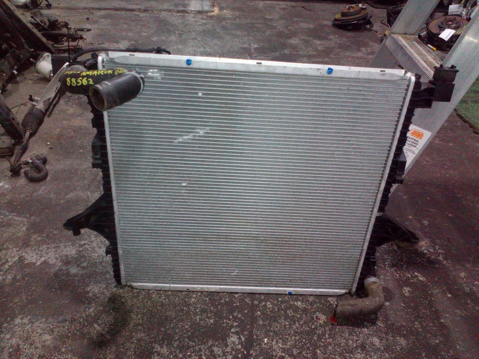 View Auto part Radiator Volkswagen Amarok 2014