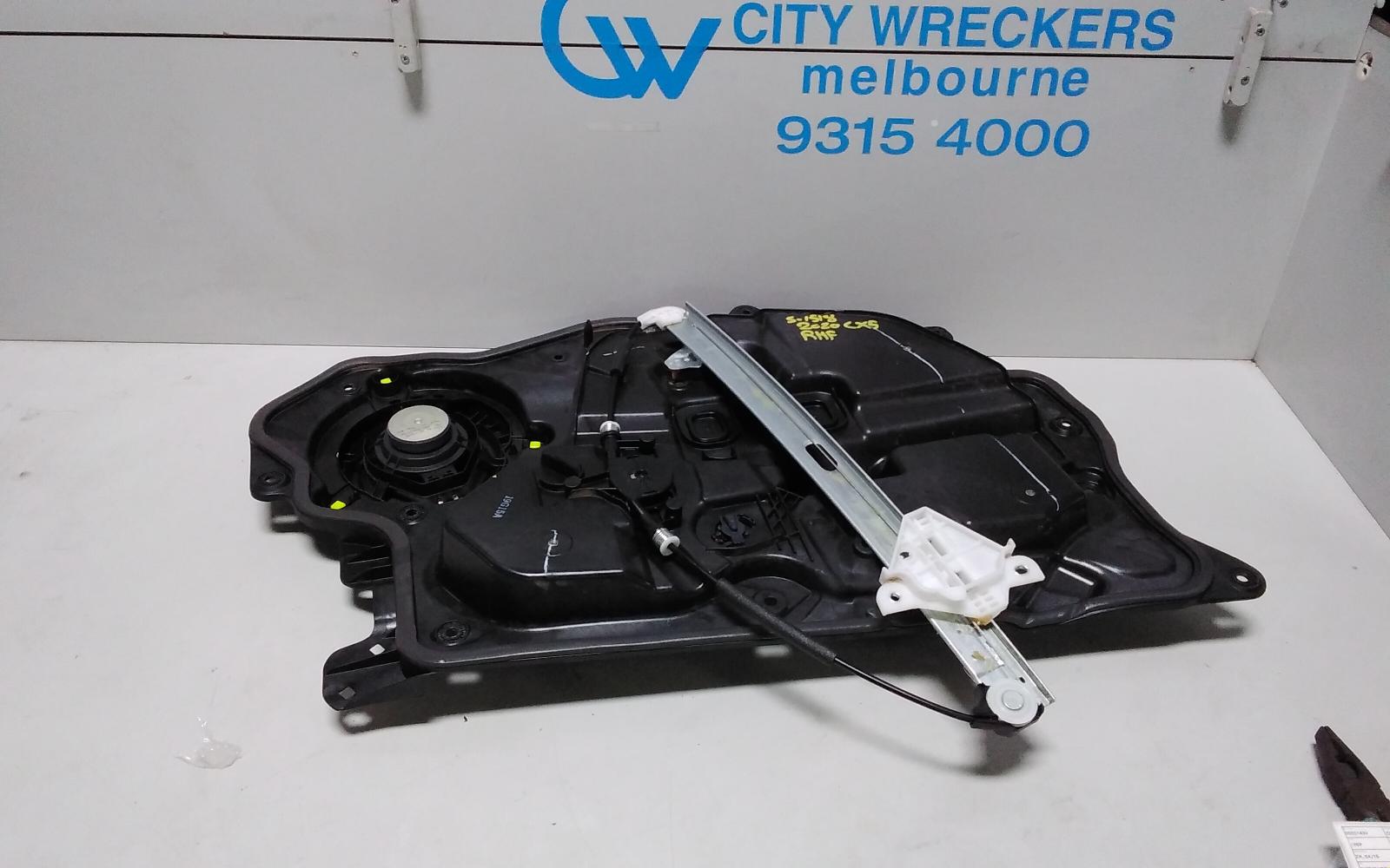 View Auto part Right Front Window Reg/Motor Mazda Cx5 2020